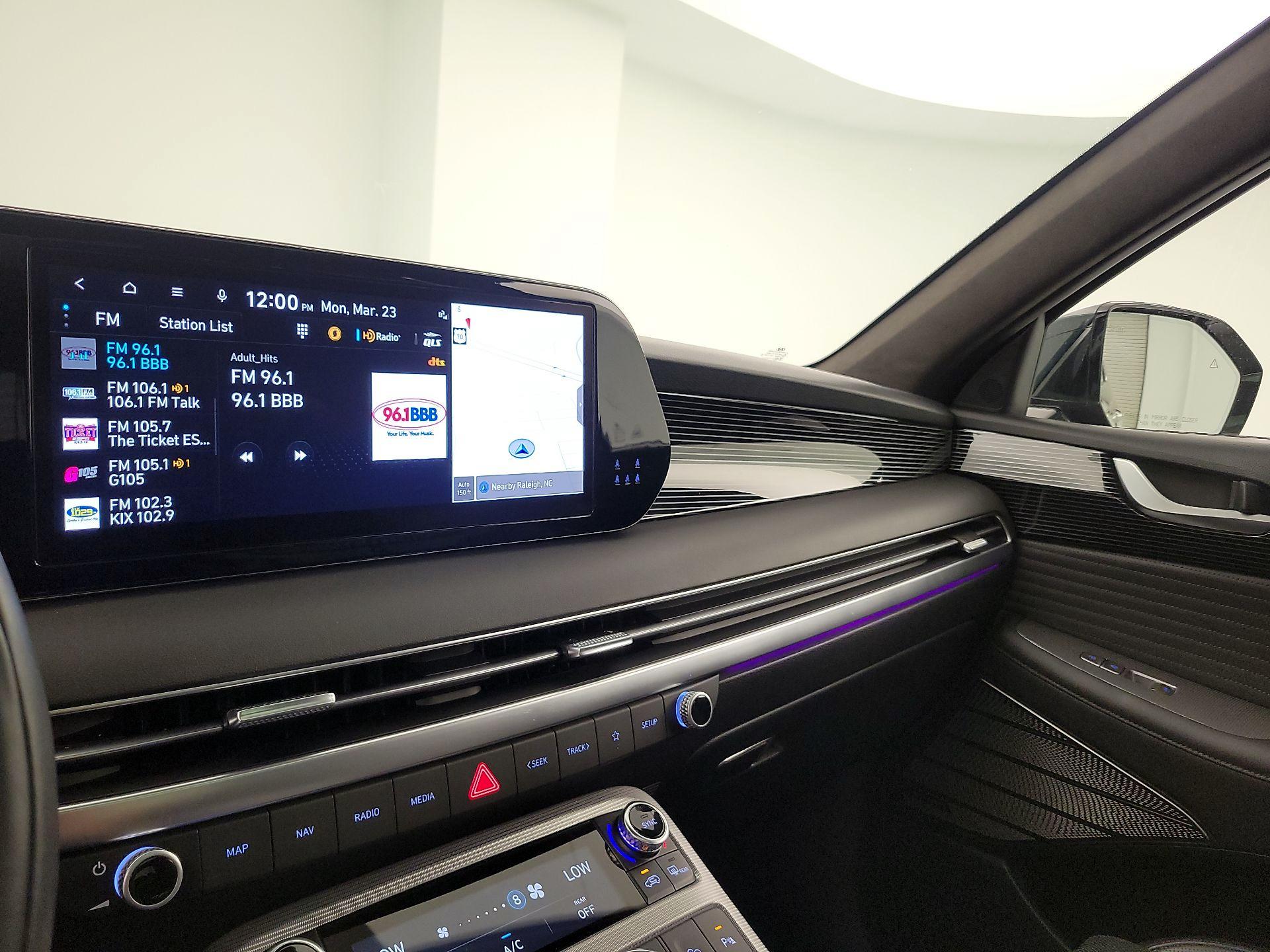 Thumbnail: 2023 Hyundai Palisade - 16