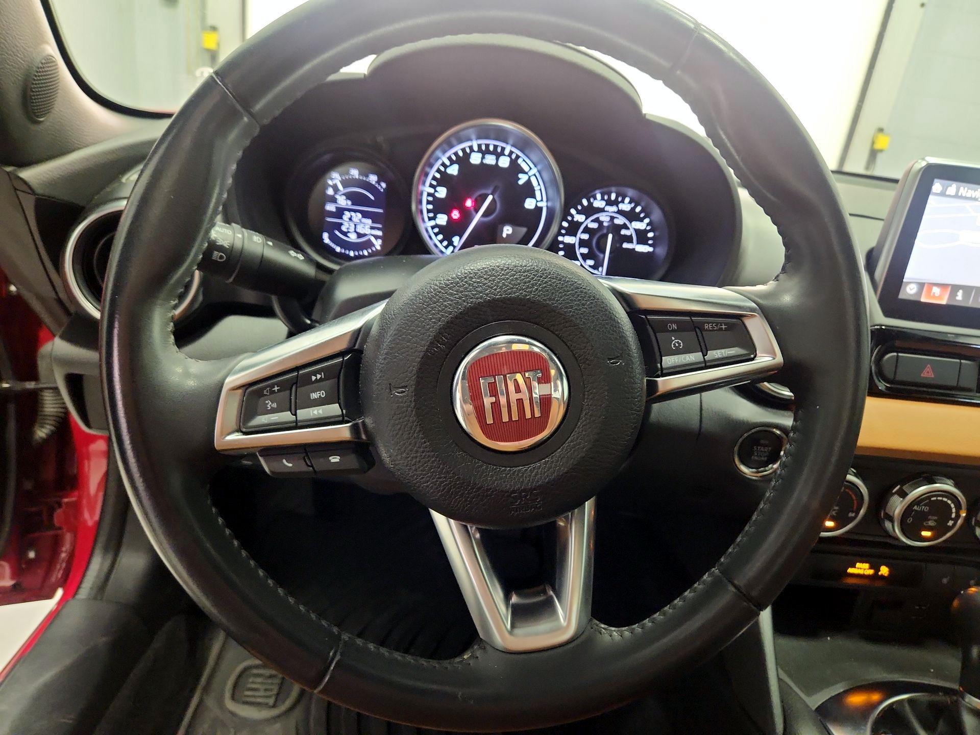 Thumbnail: 2019 Fiat 124 Spider - 10