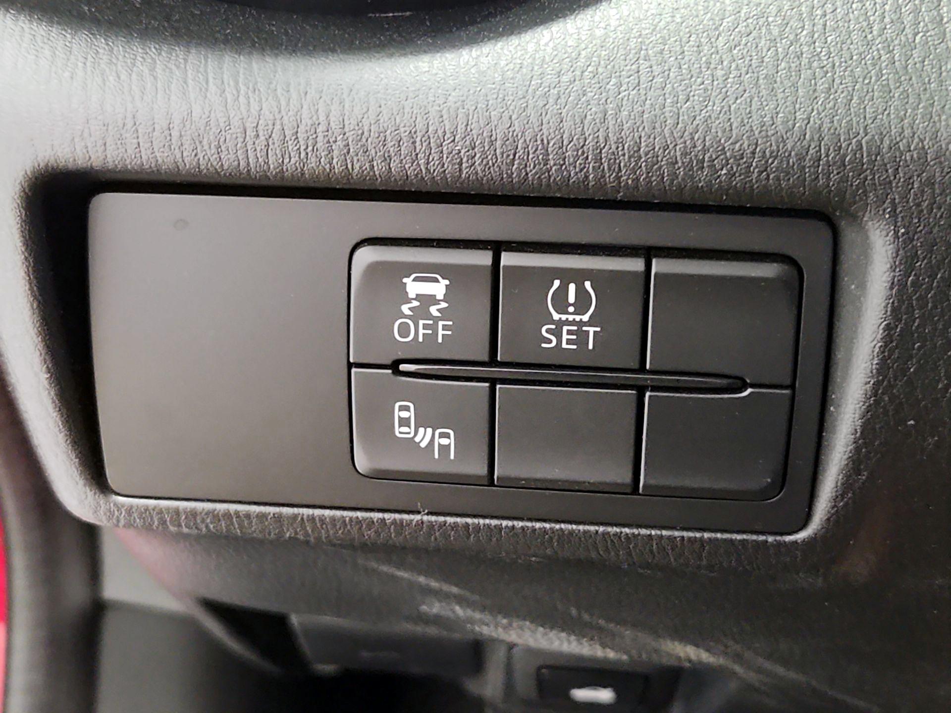 Thumbnail: 2019 Fiat 124 Spider - 13