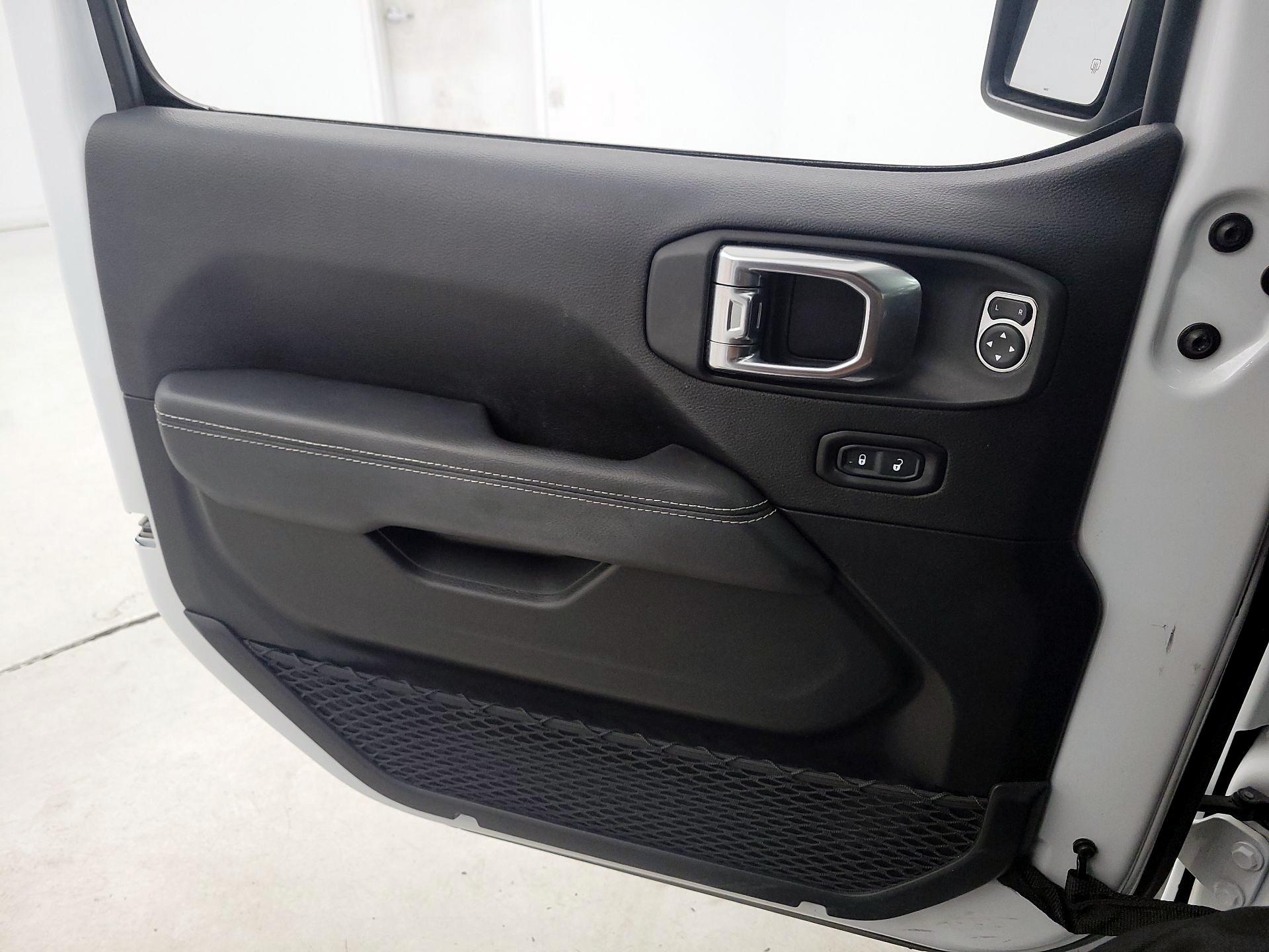 Thumbnail: 2021 Jeep Wrangler - 12