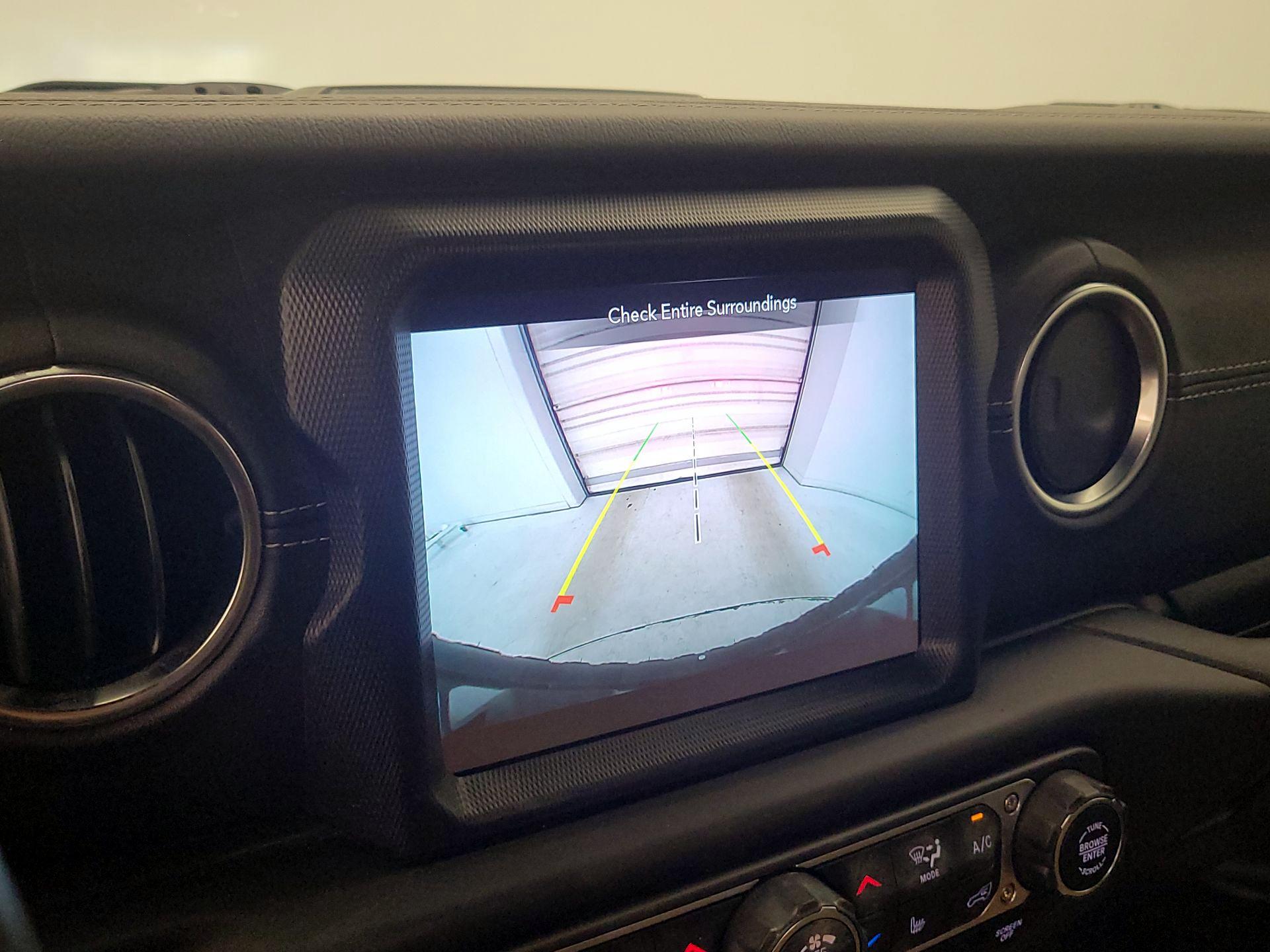 Thumbnail: 2021 Jeep Wrangler - 14