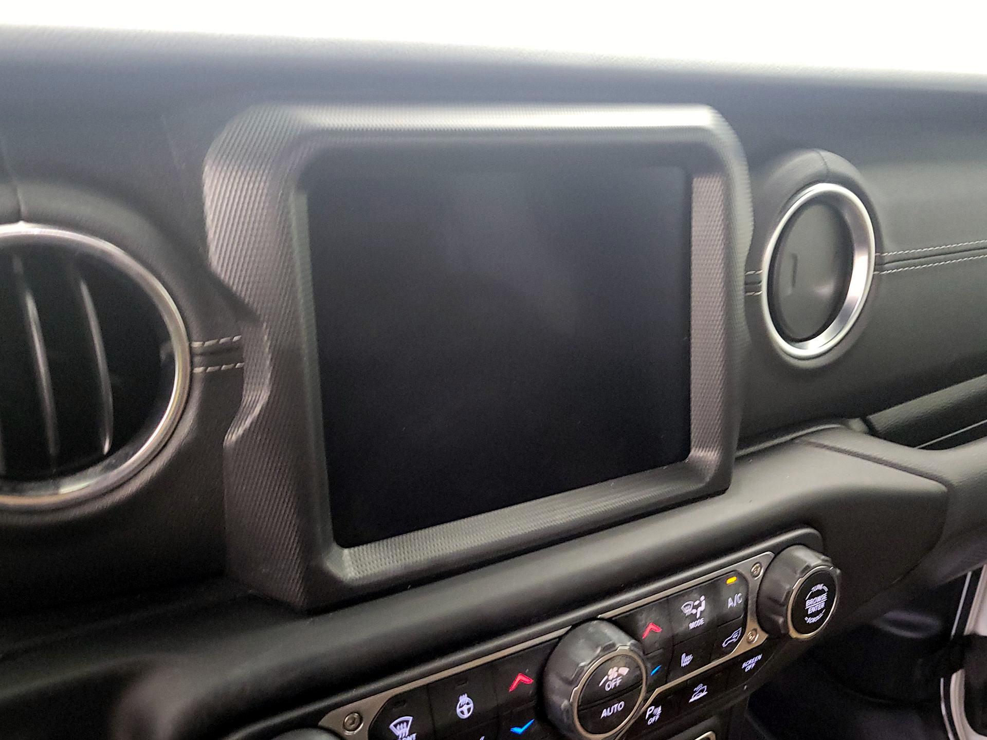 Thumbnail: 2021 Jeep Wrangler - 15