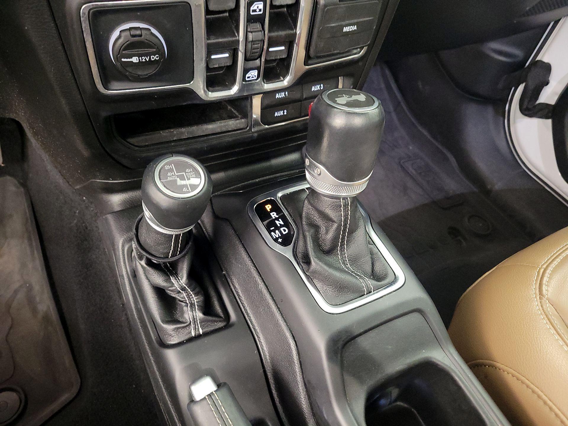 Thumbnail: 2021 Jeep Wrangler - 17