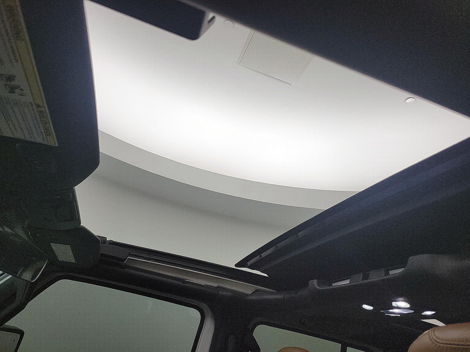 Thumbnail: 2021 Jeep Wrangler - 19