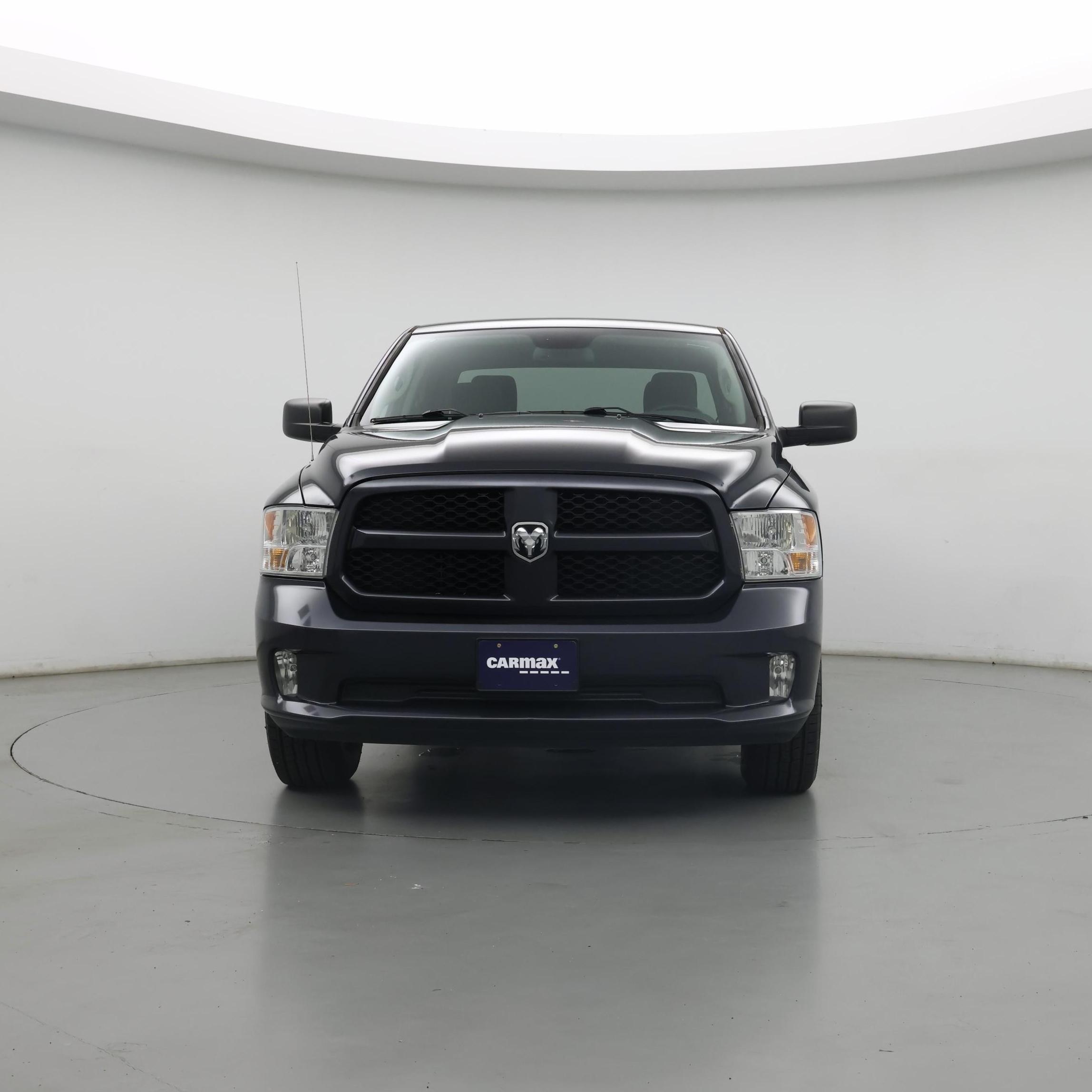 Thumbnail: 2019 RAM 1500 Classic - 5