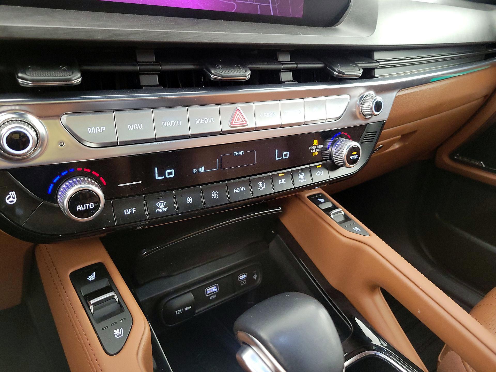 Thumbnail: 2024 Kia Telluride - 15