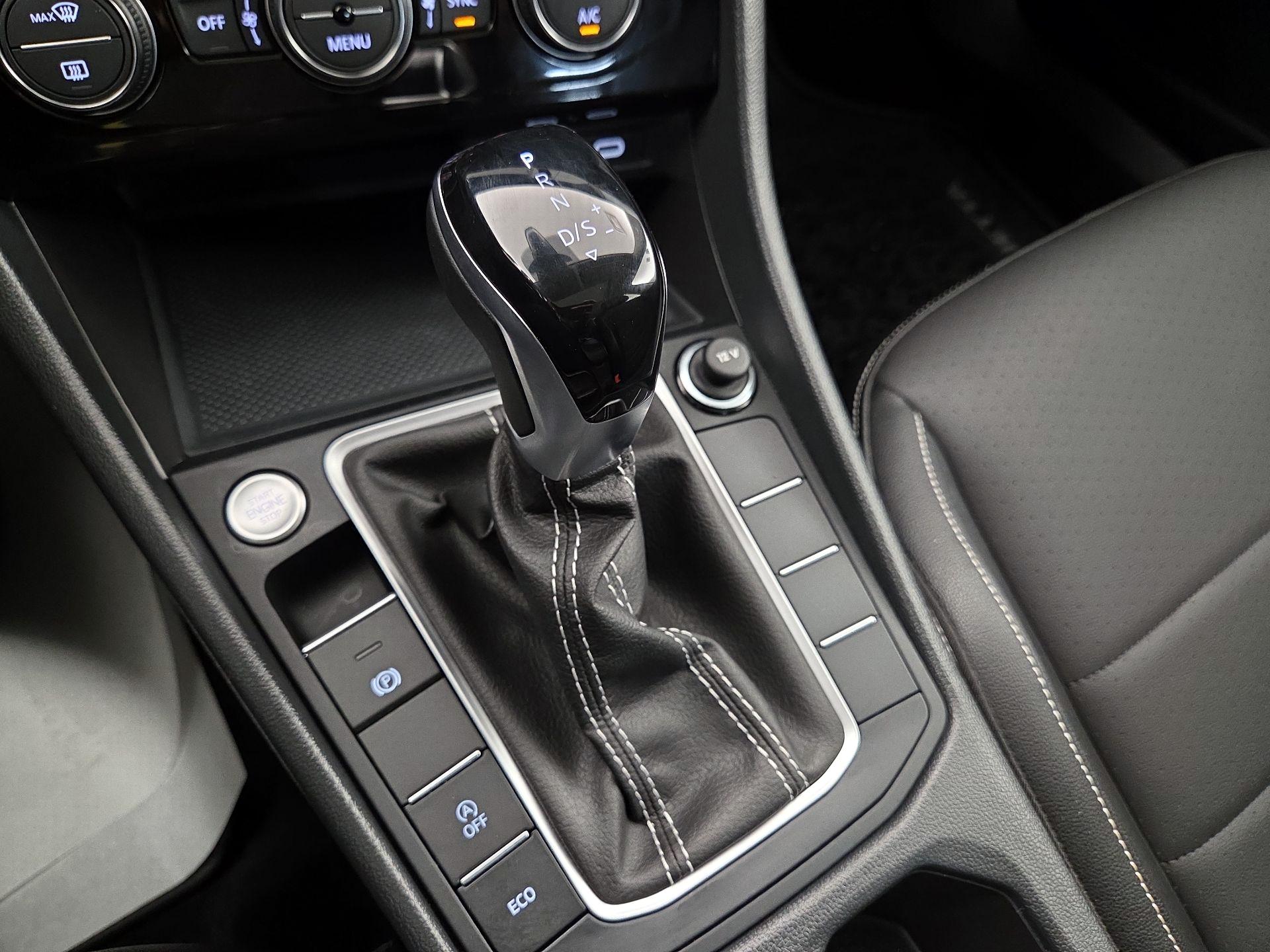 Thumbnail: 2024 Volkswagen Jetta - 17