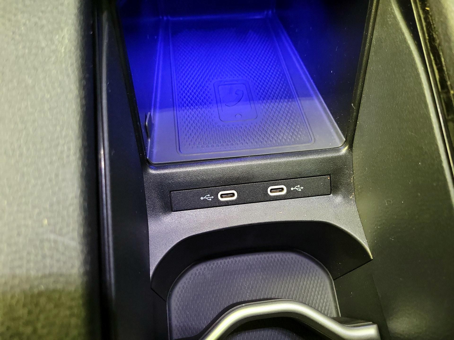 Thumbnail: 2021 Volkswagen ID.4 - 18