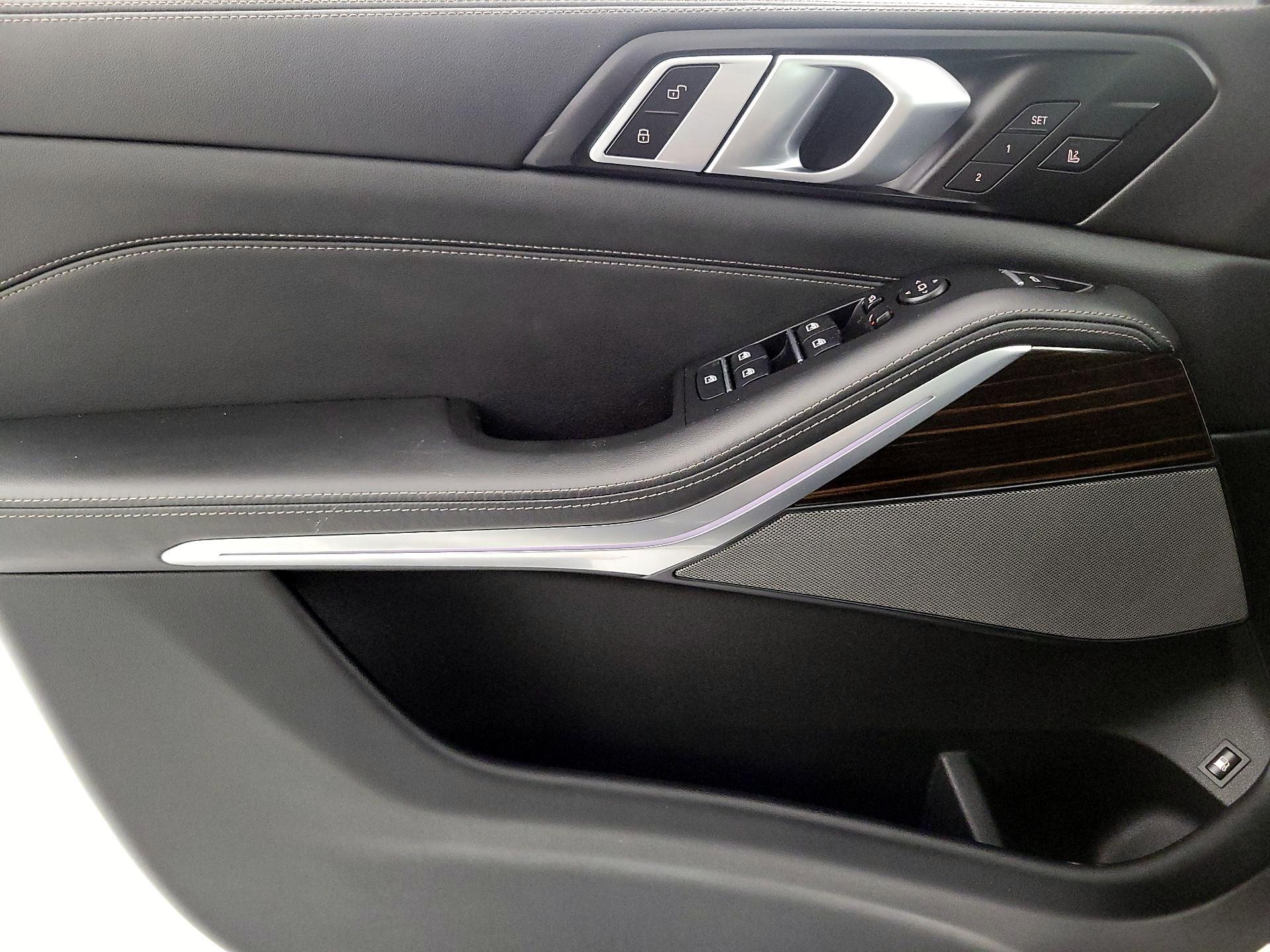 Thumbnail: 2025 BMW X5 - 12