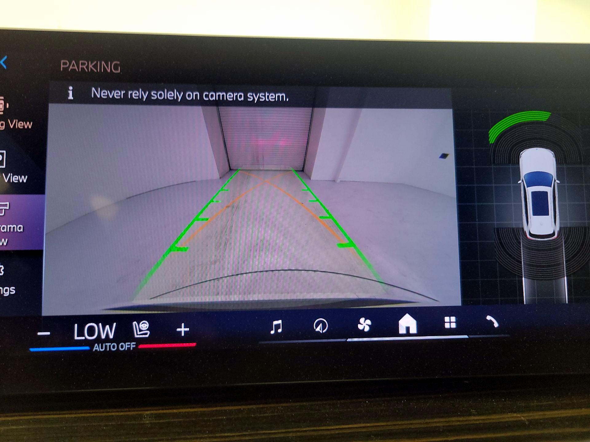 Thumbnail: 2025 BMW X5 - 15