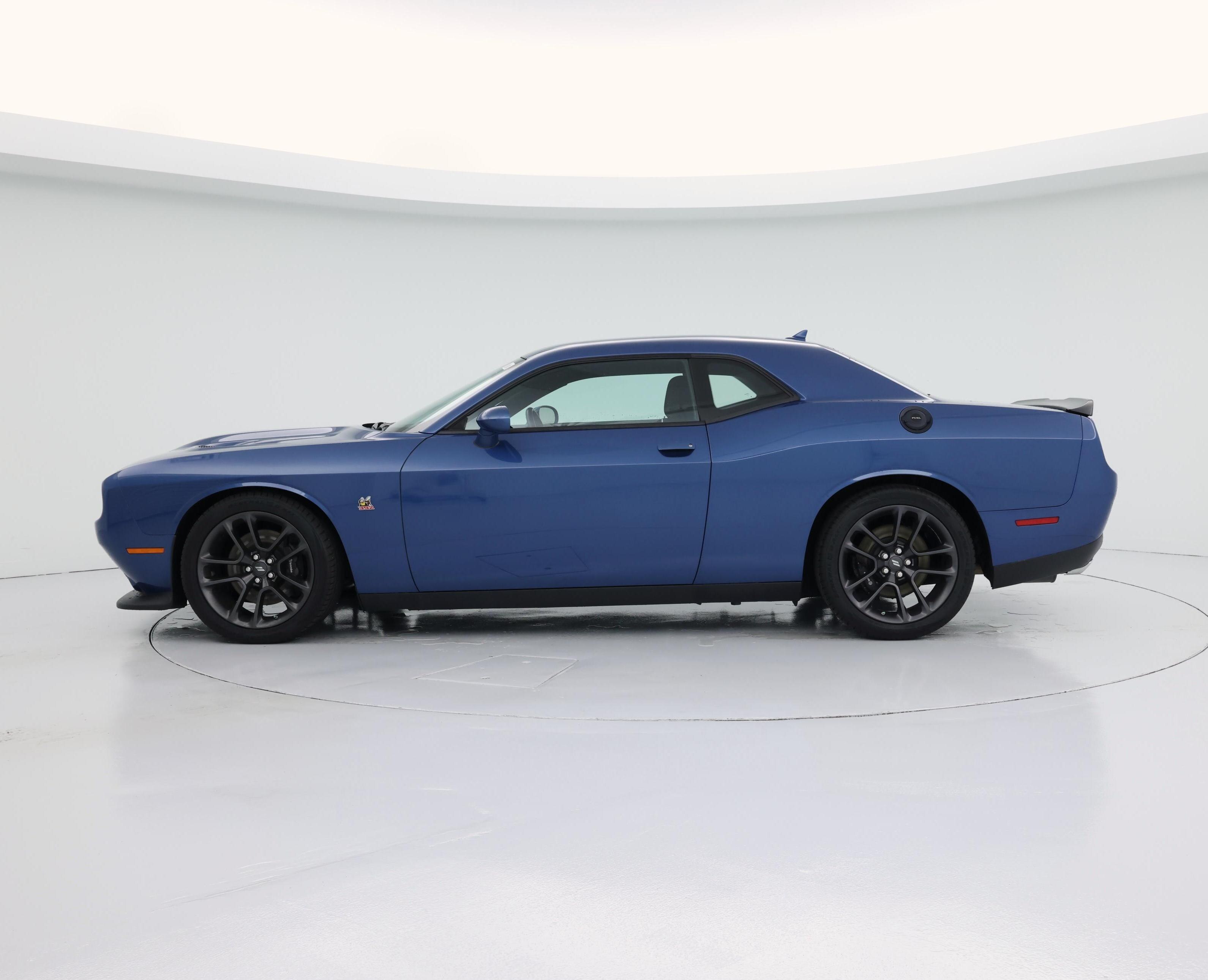 Thumbnail: 2021 Dodge Challenger - 3