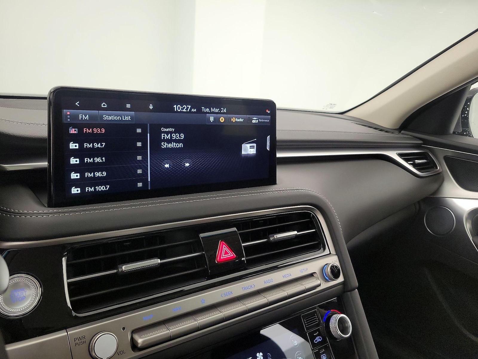 2026 GENESIS G70 Prestige - Photo 17