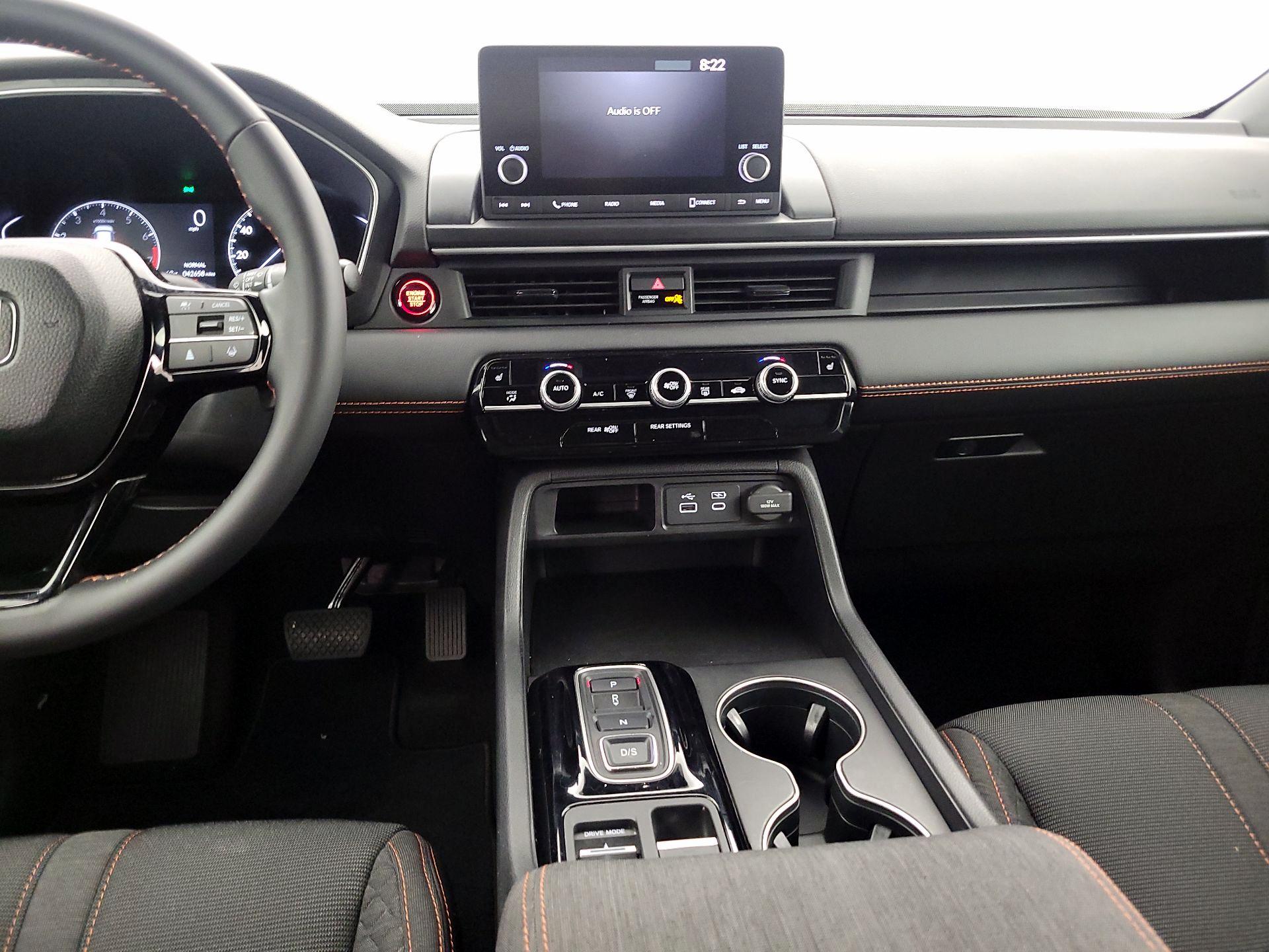 Thumbnail: 2024 Honda Pilot - 9