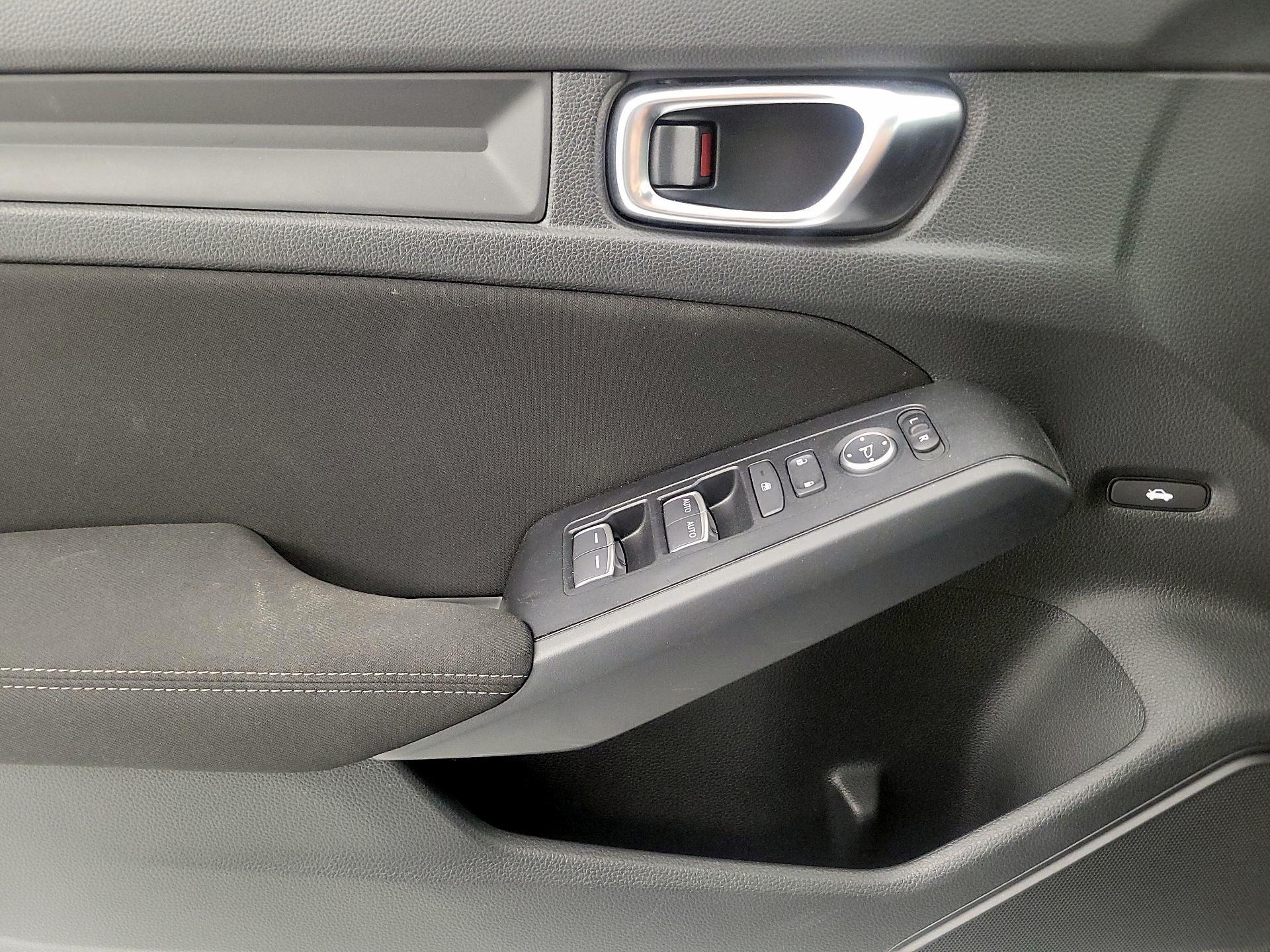 Thumbnail: 2024 Honda Civic - 12