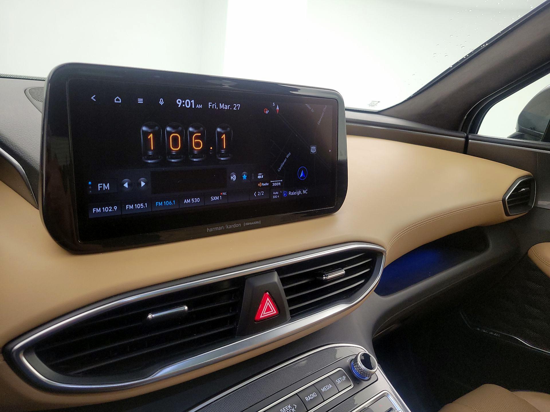 Thumbnail: 2022 Hyundai Santa Fe - 16