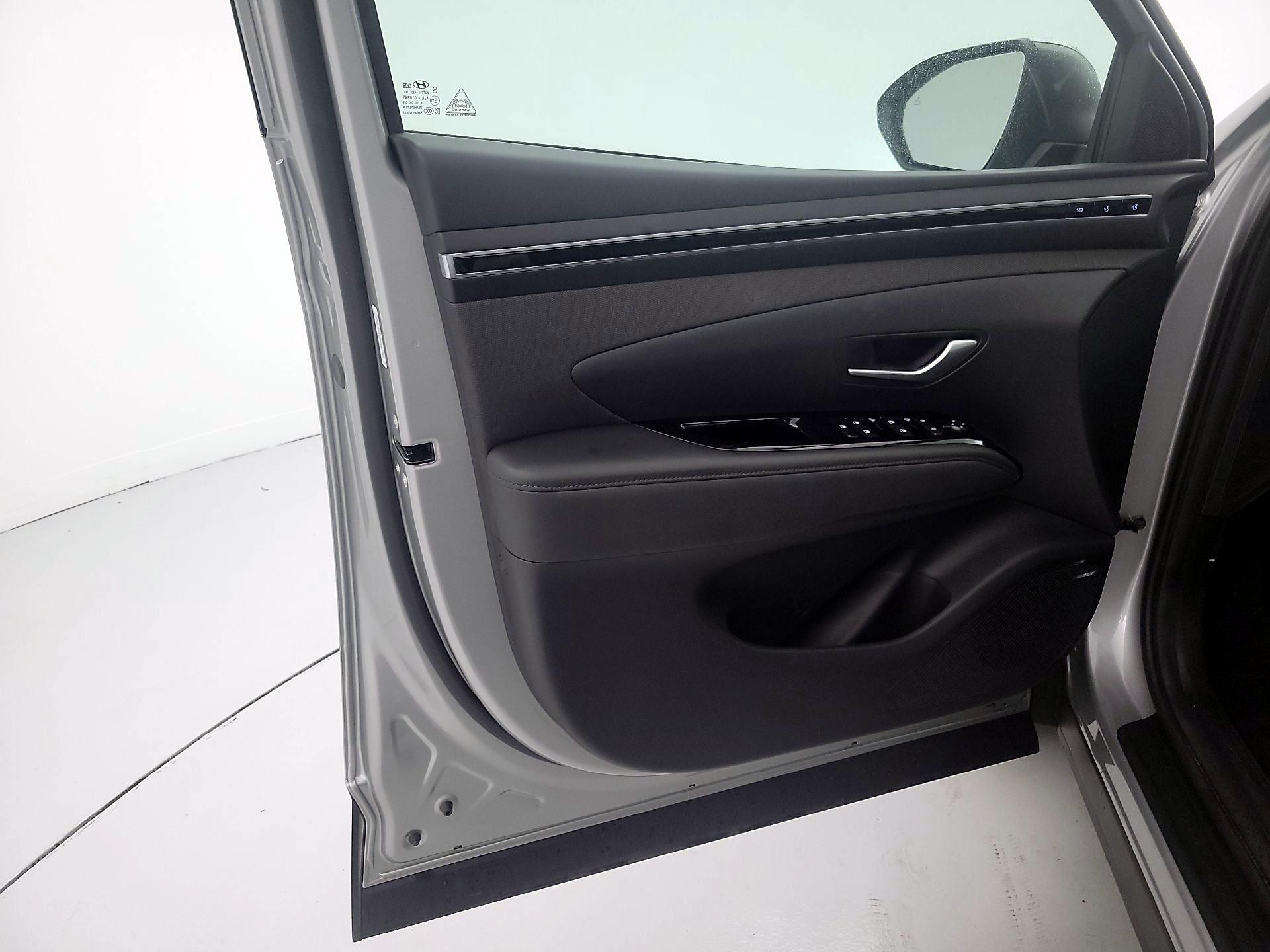 Thumbnail: 2024 Hyundai Tucson - 12