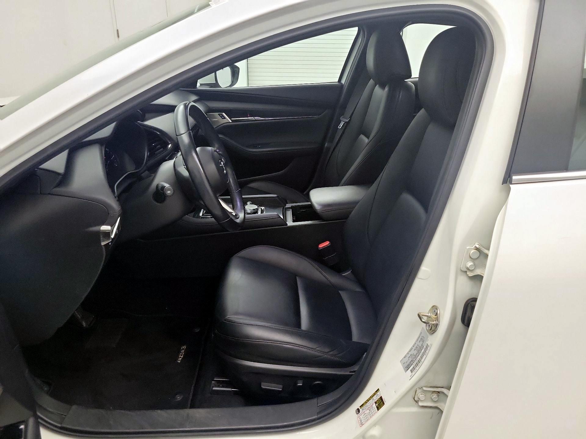 Thumbnail: 2019 Mazda Mazda3 - 9