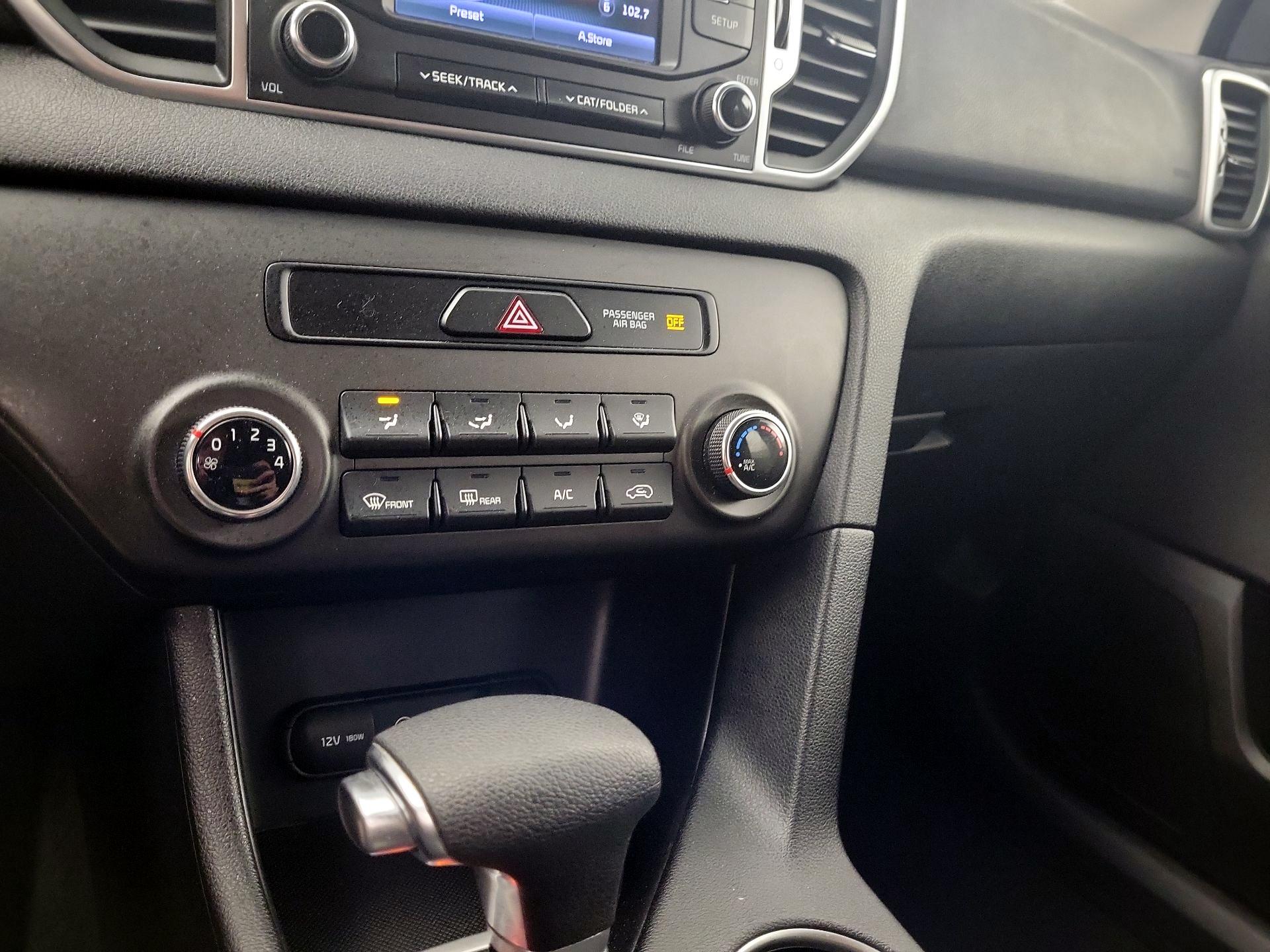 Thumbnail: 2018 Kia Sportage - 16