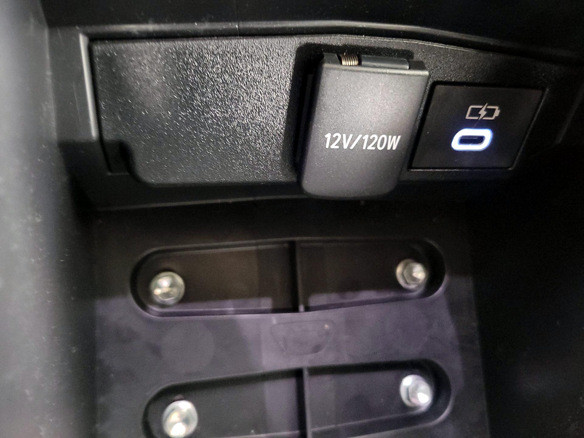 Thumbnail: 2024 Toyota Corolla - 18