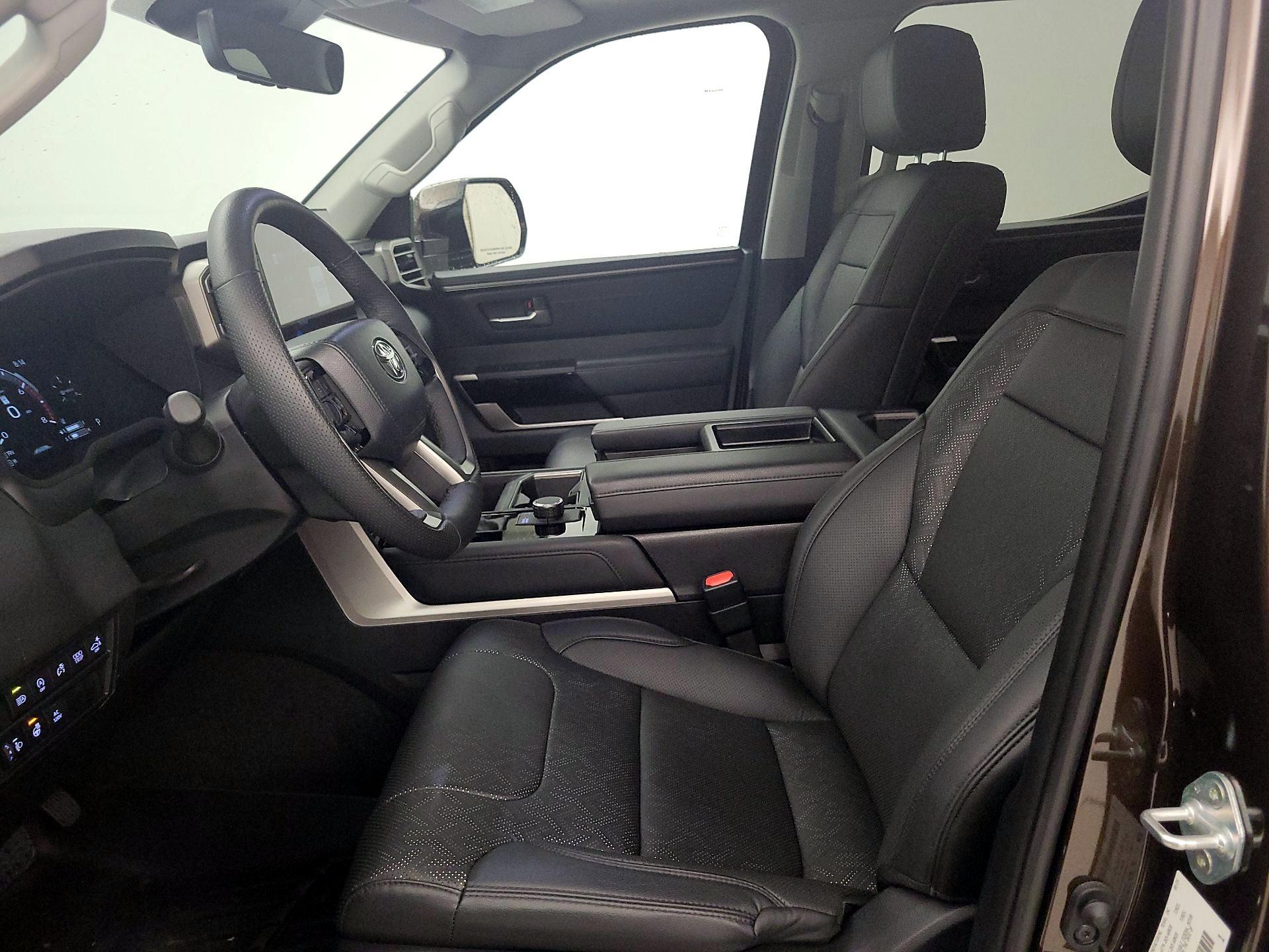 Thumbnail: 2024 Toyota Tundra - 11