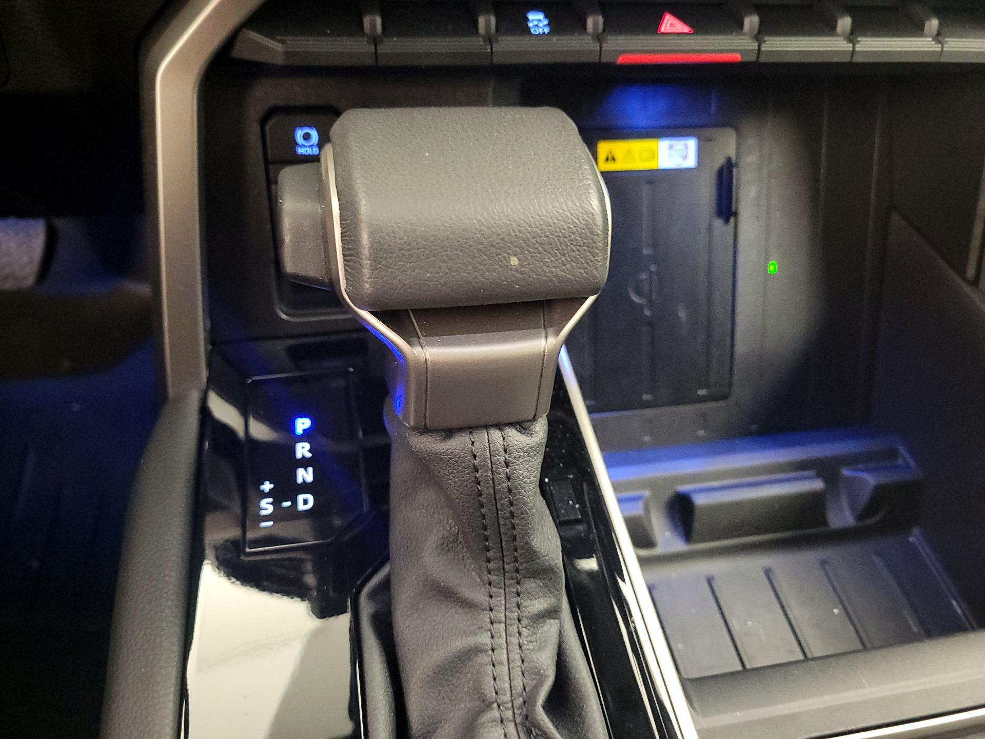 Thumbnail: 2024 Toyota Tundra - 17