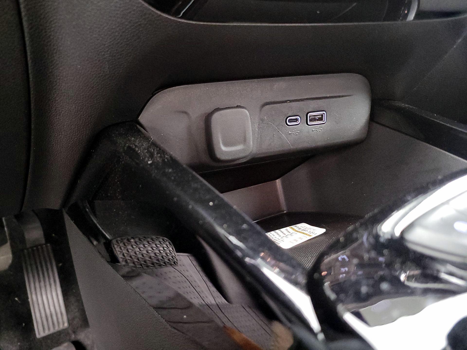 Thumbnail: 2025 Chevrolet Trax - 18