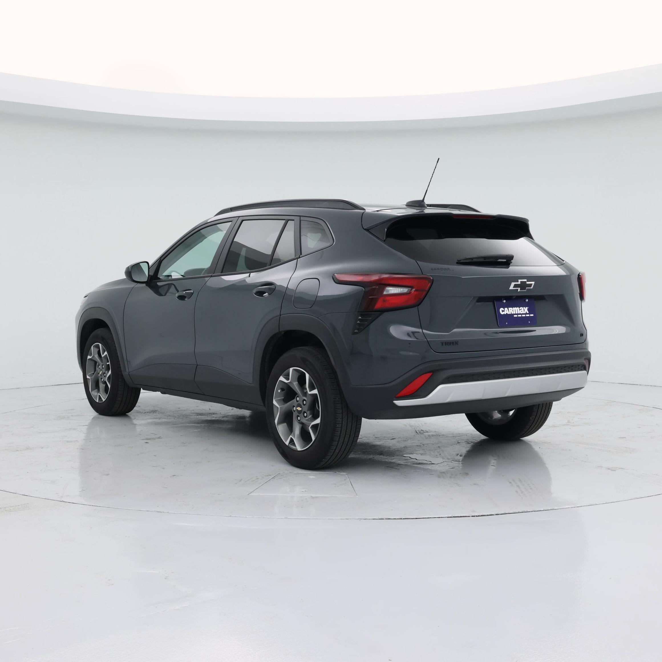 Thumbnail: 2025 Chevrolet Trax - 2