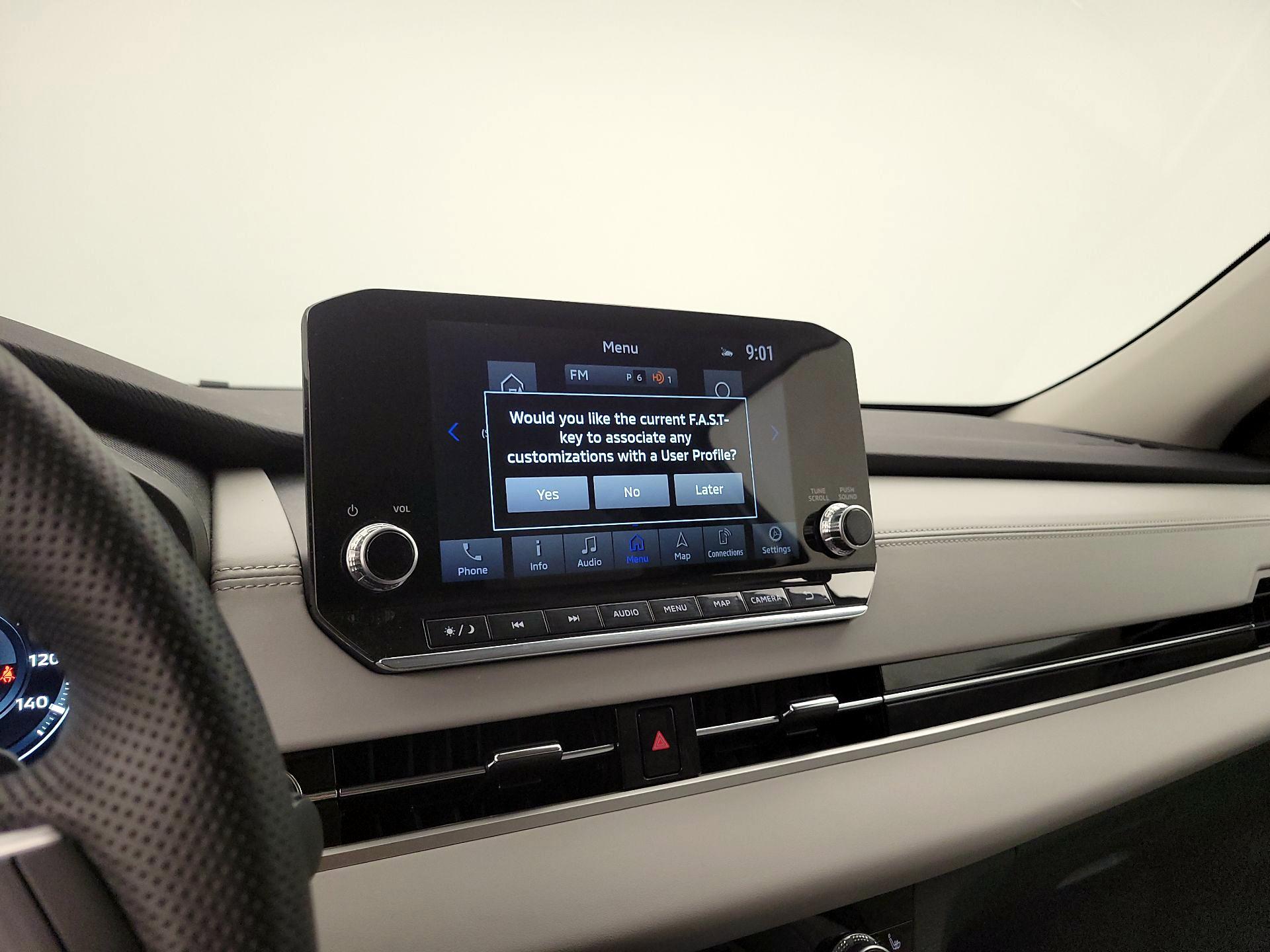 Thumbnail: 2024 Mitsubishi Outlander - 15