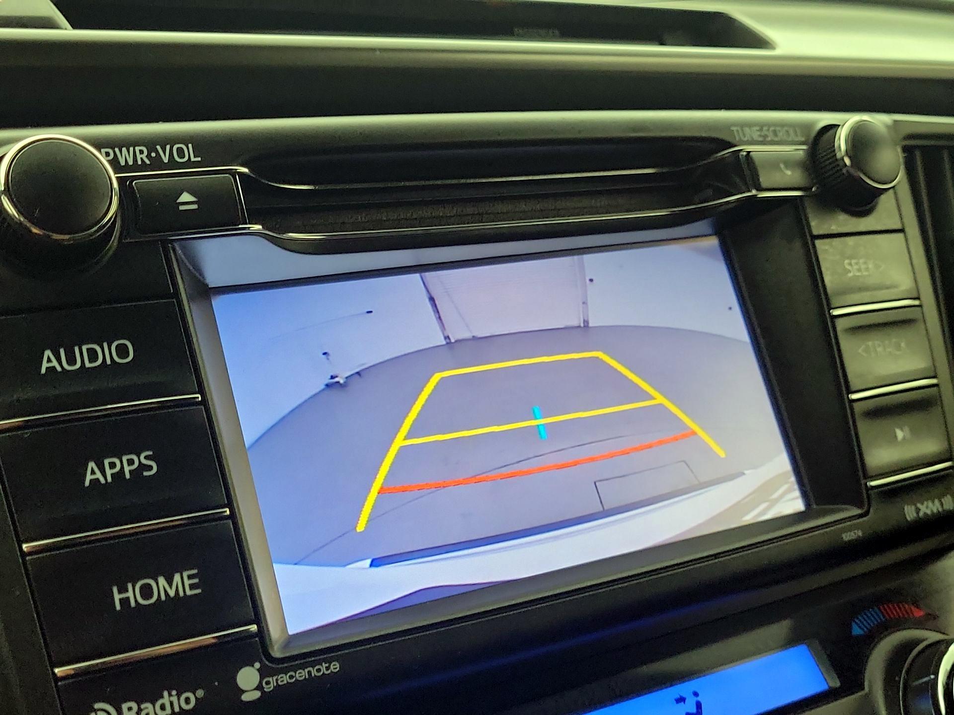 Thumbnail: 2016 Toyota RAV4 - 14