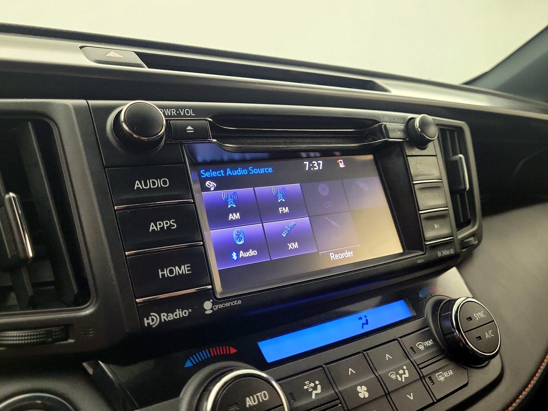 Thumbnail: 2016 Toyota RAV4 - 15