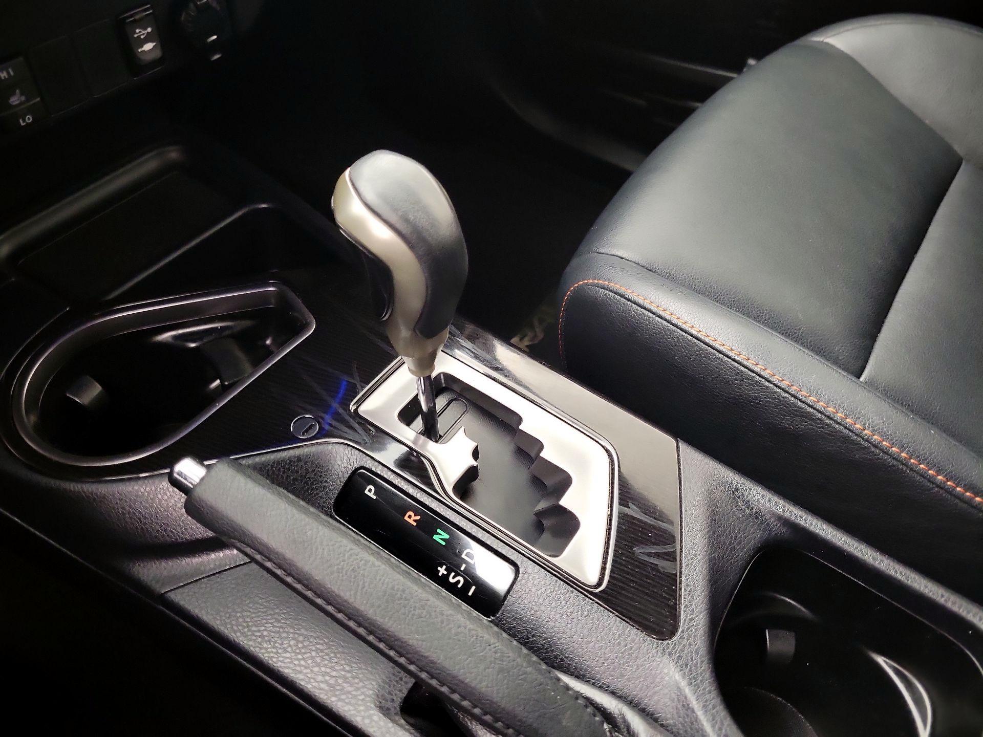 Thumbnail: 2016 Toyota RAV4 - 17