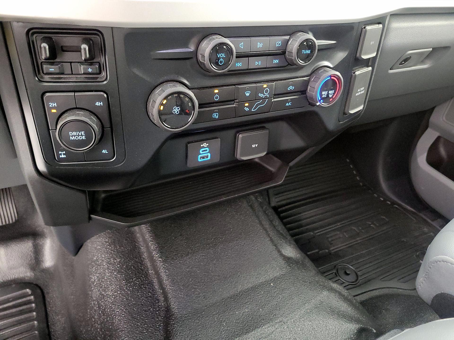 Thumbnail: 2024 Ford F-250 - 16