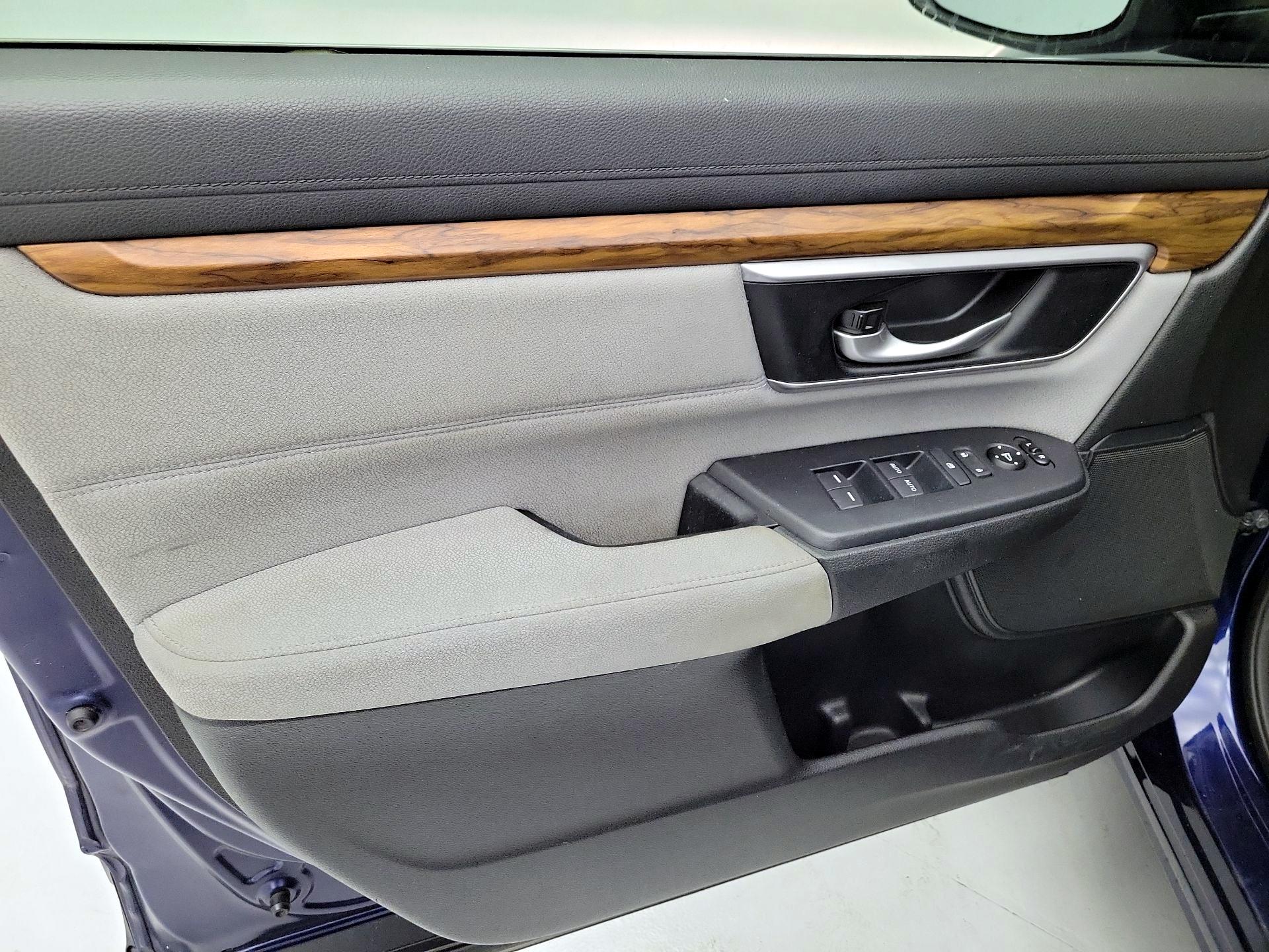 Thumbnail: 2017 Honda CR-V - 12