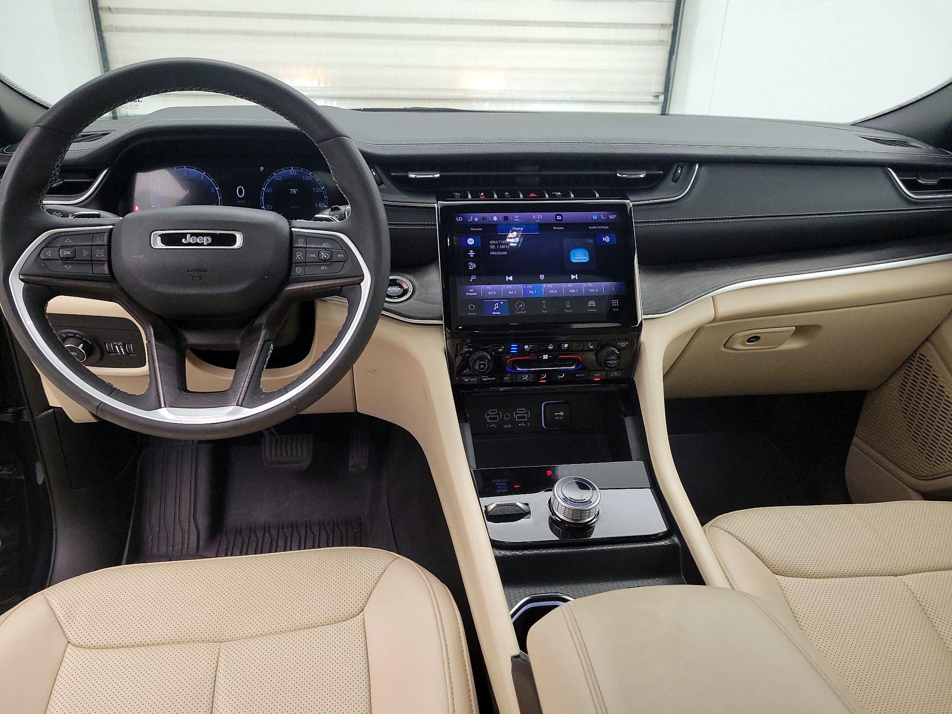 Thumbnail: 2024 Jeep Grand Cherokee L - 9