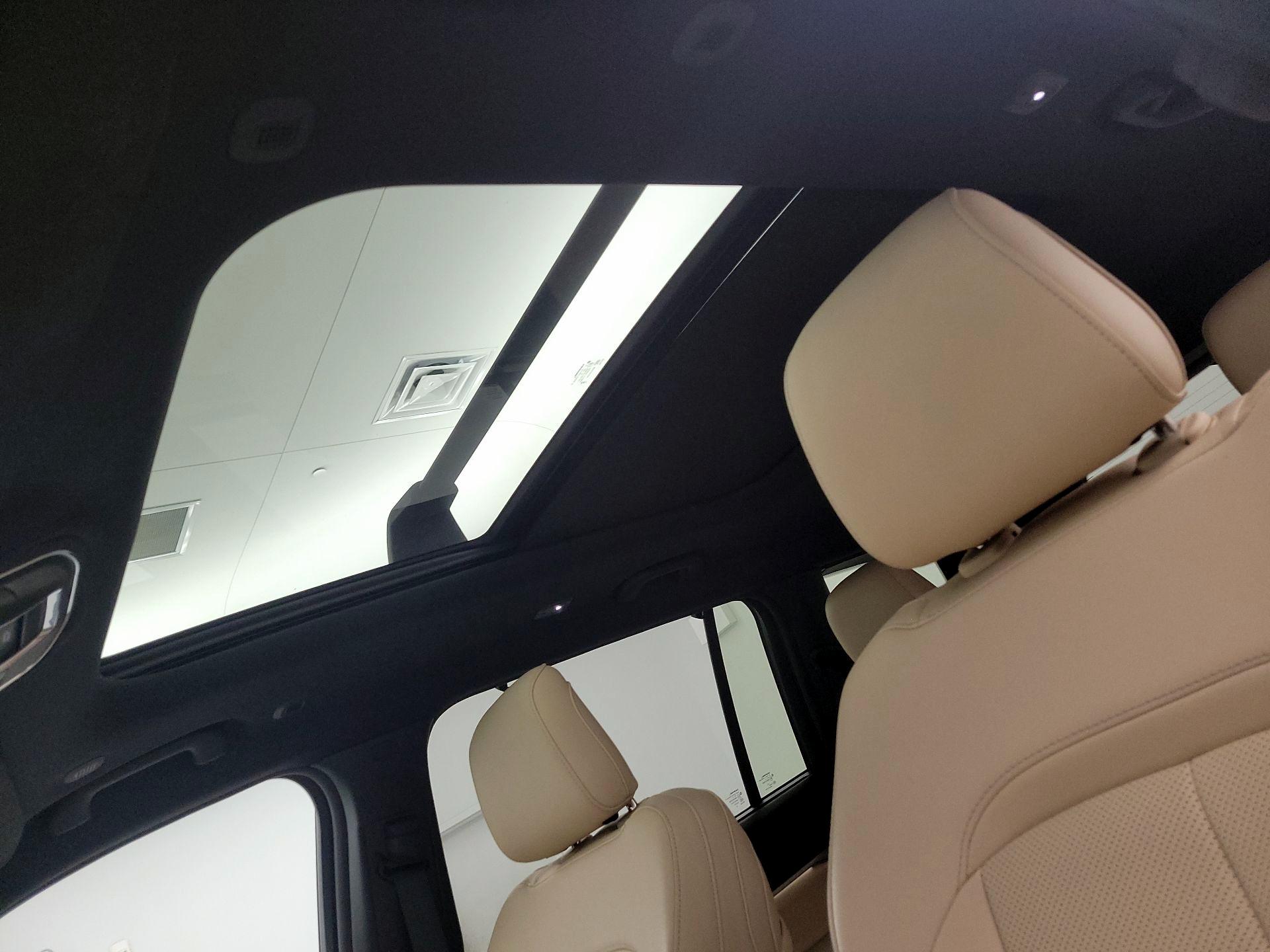 Thumbnail: 2024 Jeep Grand Cherokee L - 19