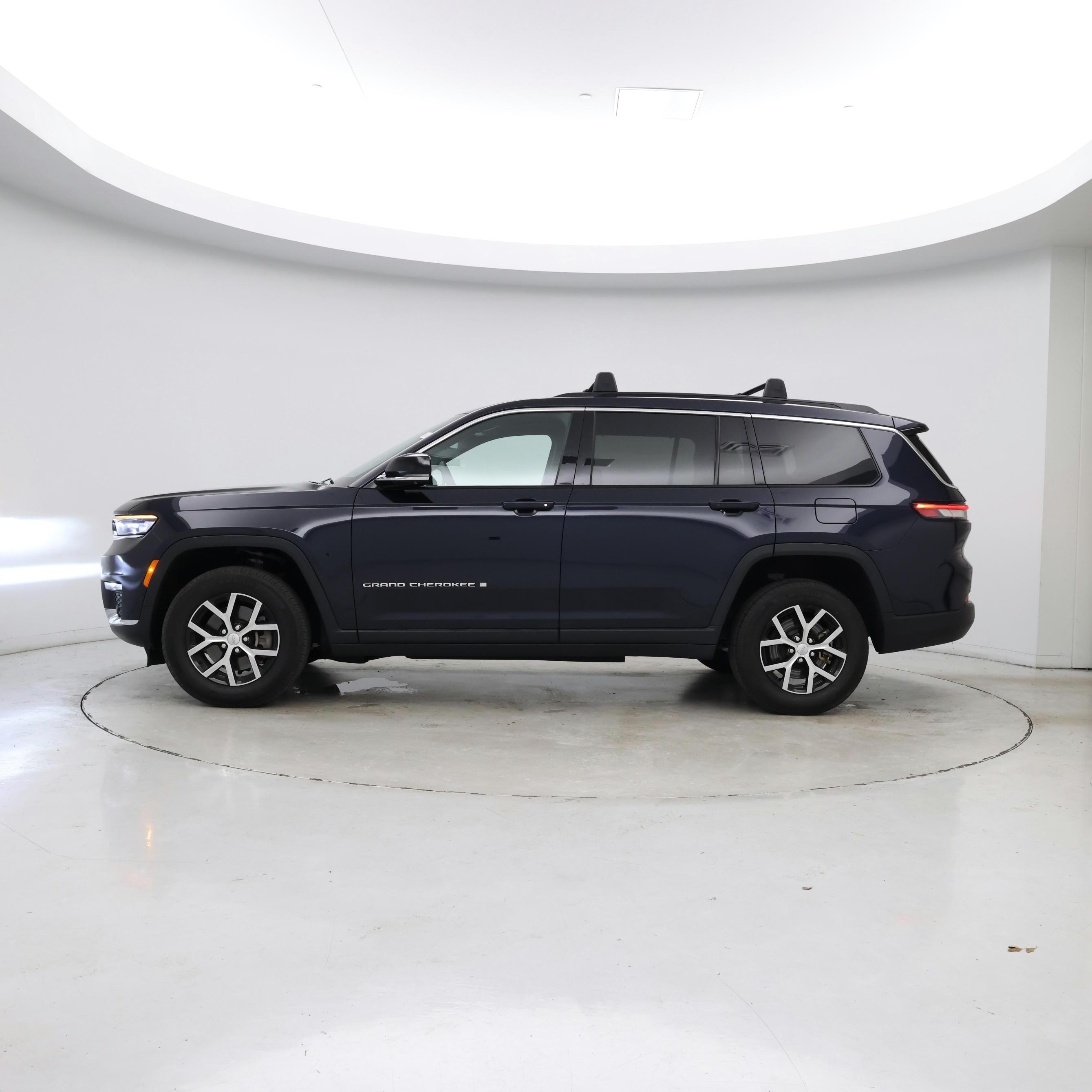 Thumbnail: 2024 Jeep Grand Cherokee L - 3