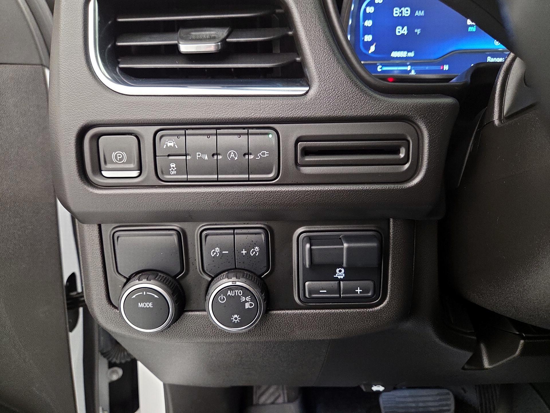 Thumbnail: 2022 Chevrolet Suburban - 13