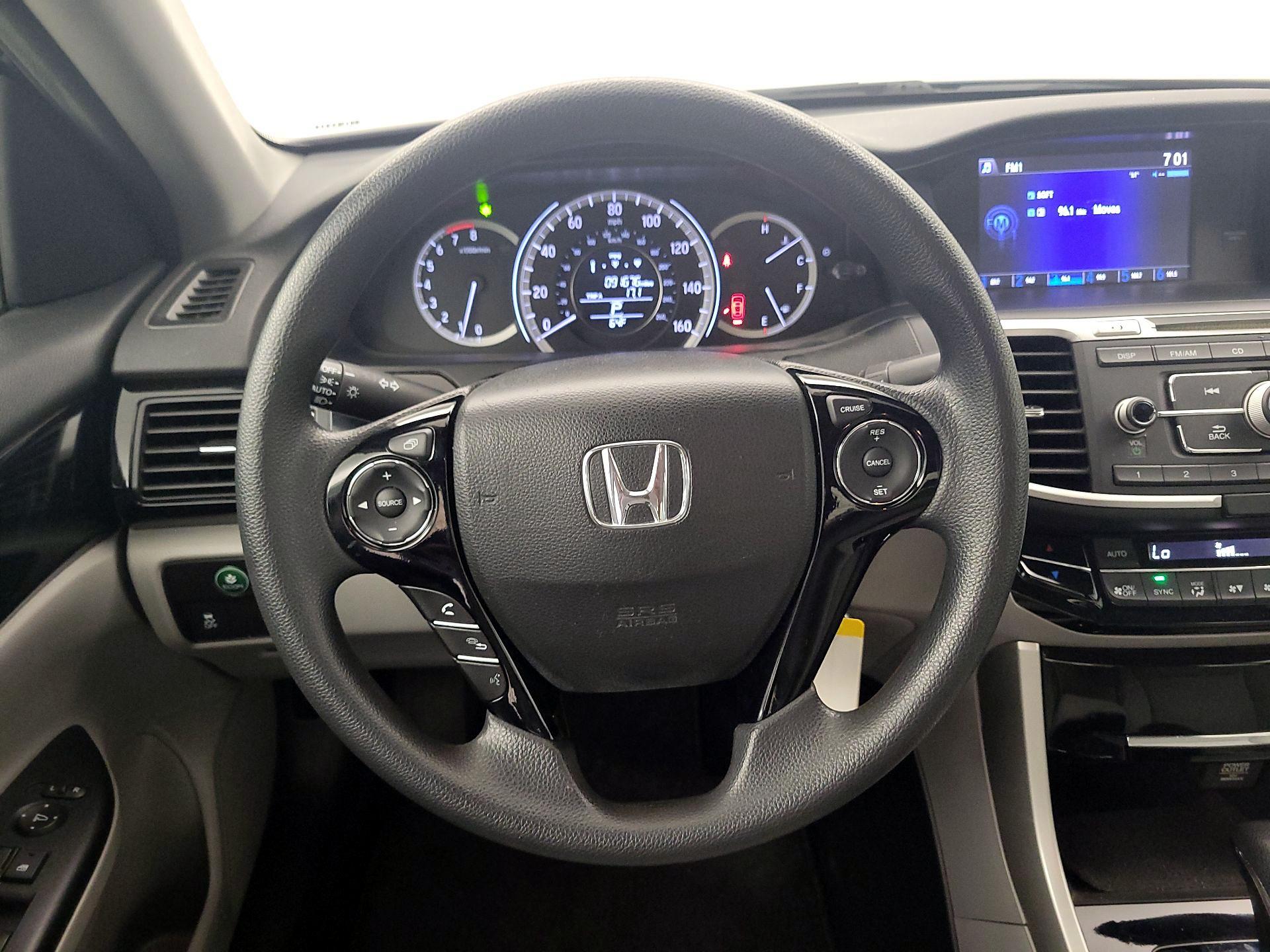 Thumbnail: 2017 Honda Accord - 10