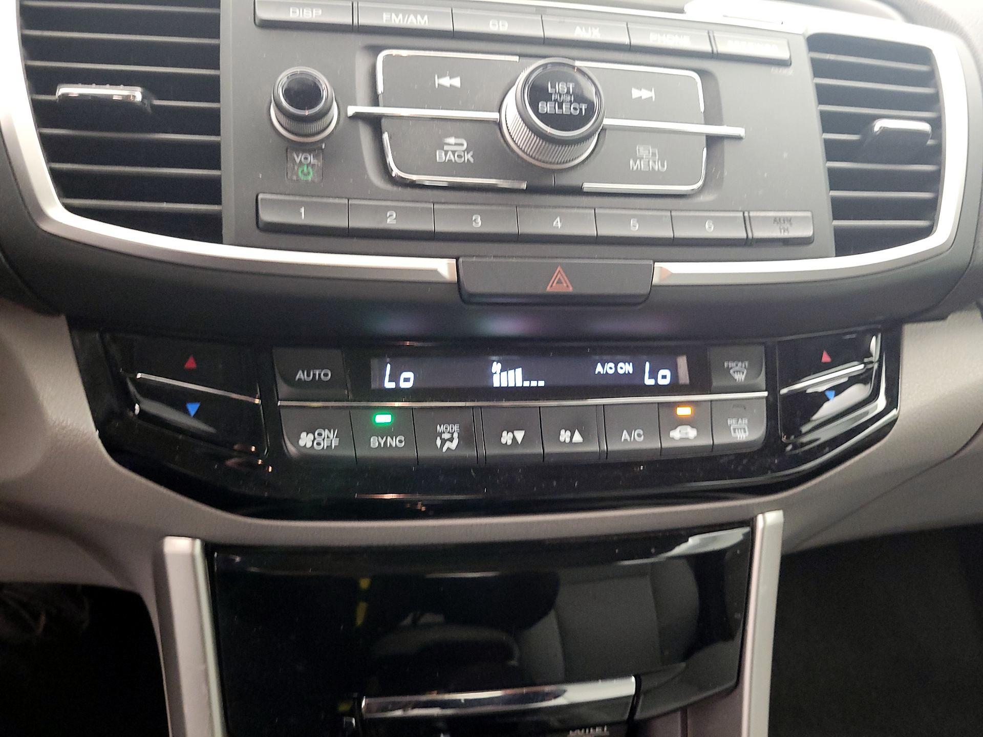 Thumbnail: 2017 Honda Accord - 16