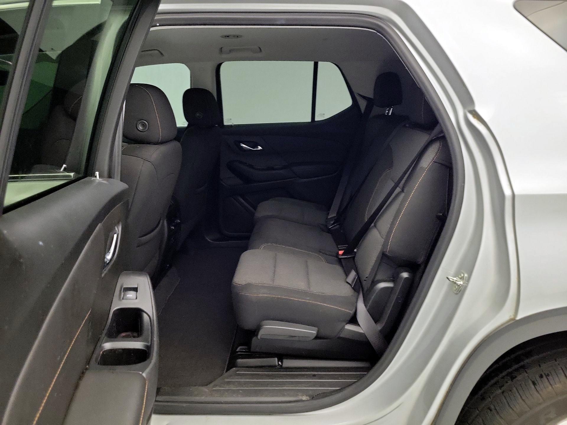Thumbnail: 2020 Chevrolet Traverse - 19