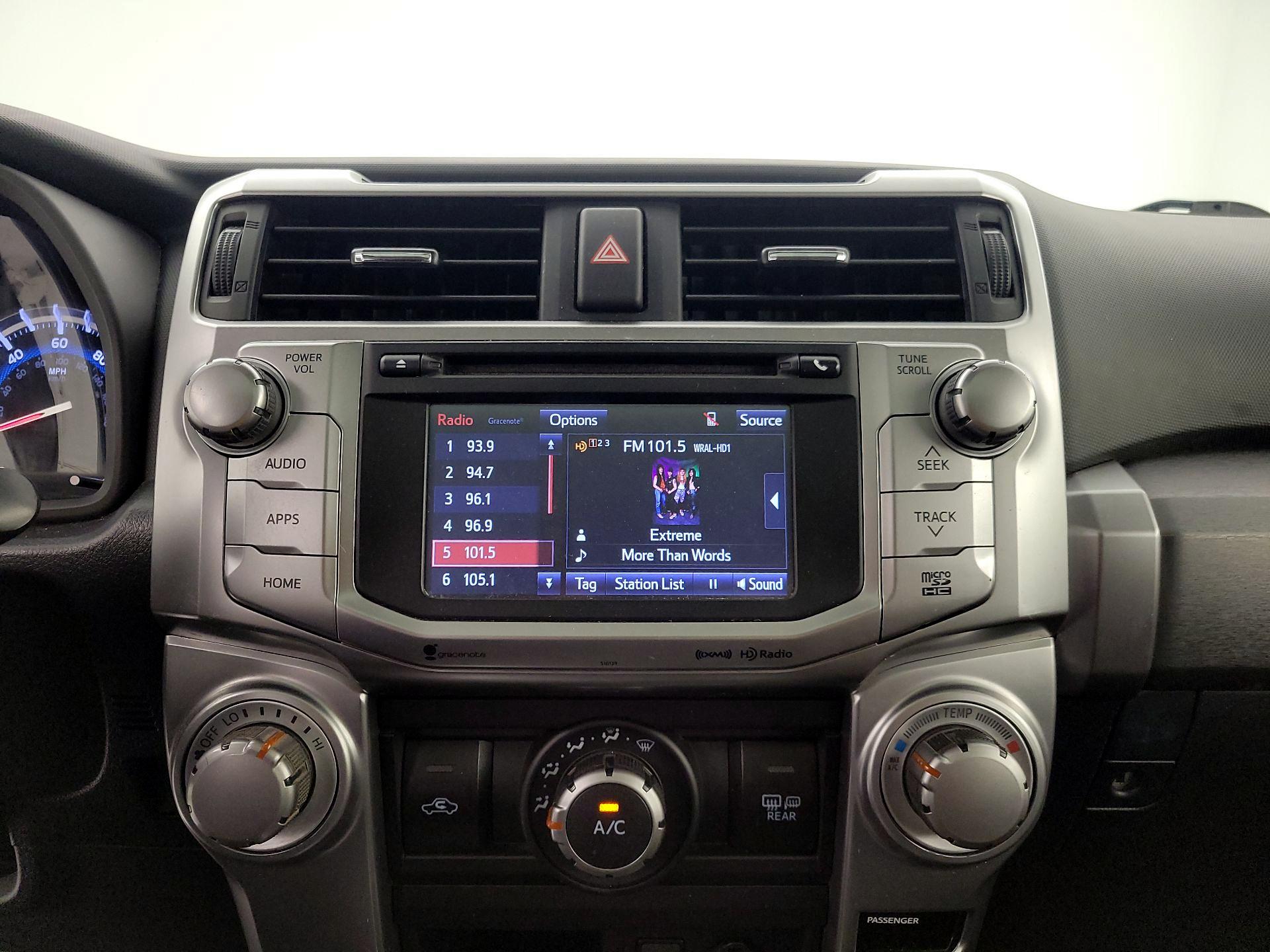 Thumbnail: 2018 Toyota 4Runner - 16