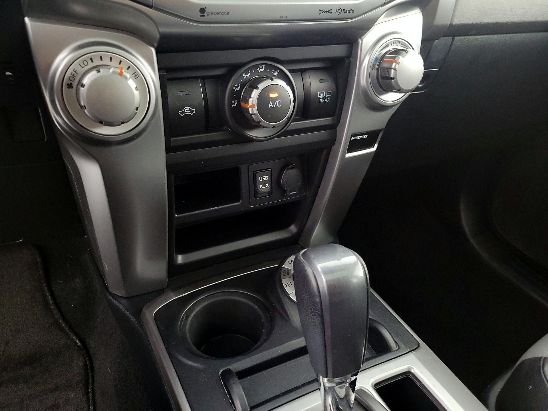 Thumbnail: 2018 Toyota 4Runner - 17