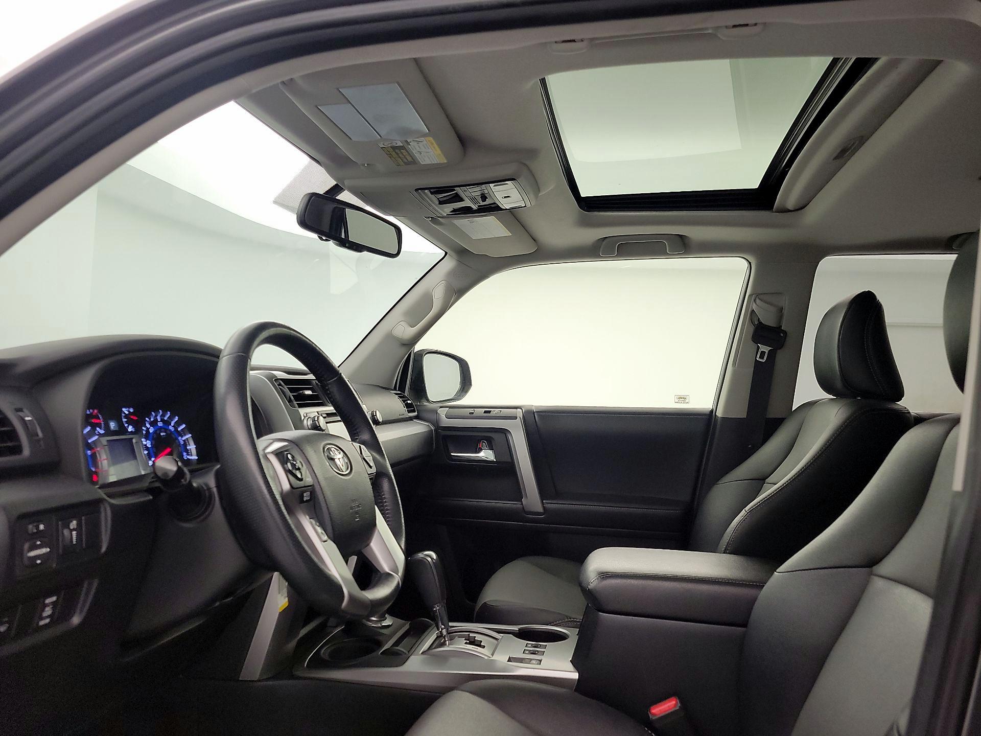 Thumbnail: 2018 Toyota 4Runner - 20