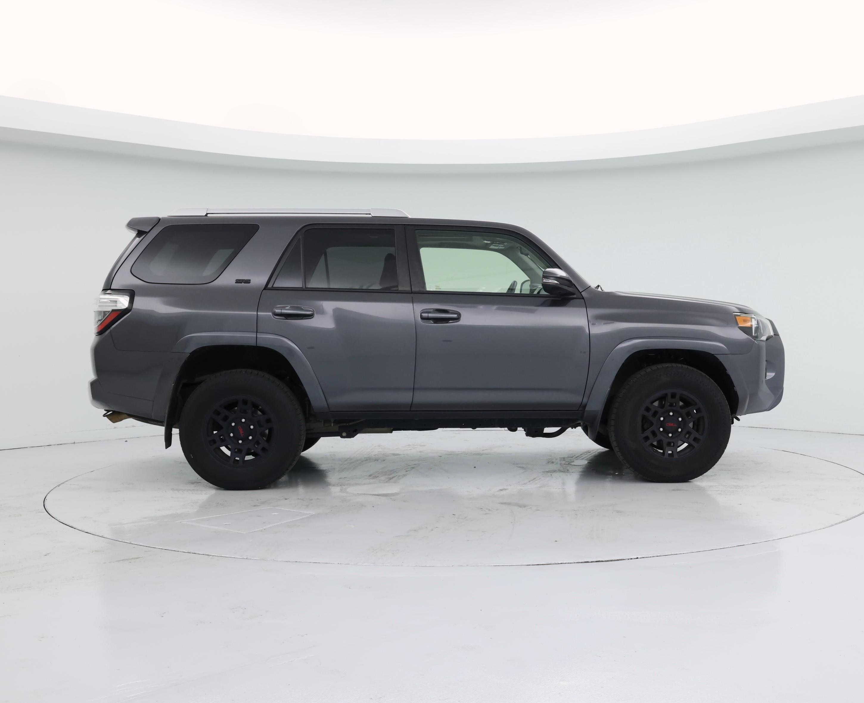 Thumbnail: 2018 Toyota 4Runner - 7
