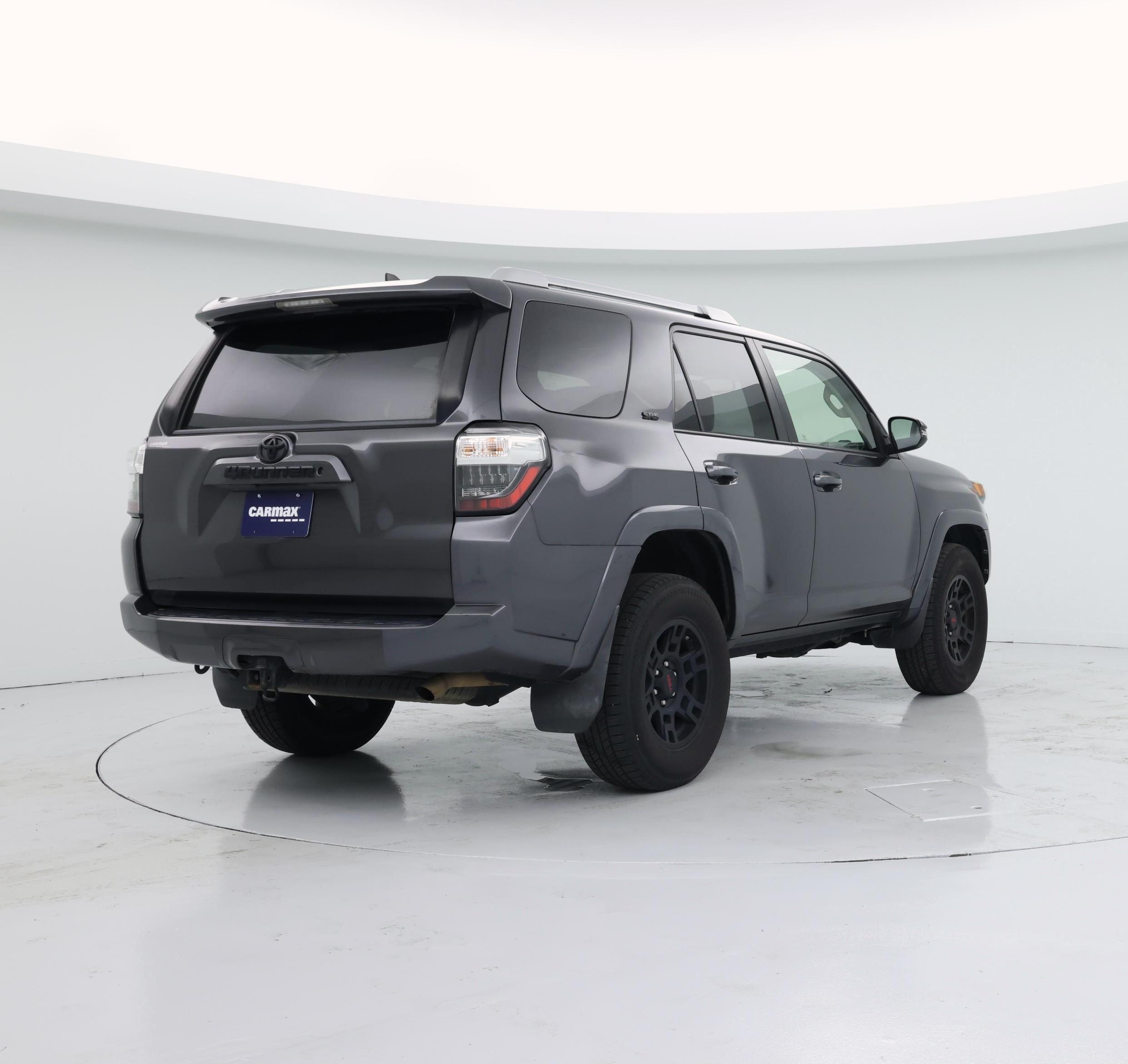 Thumbnail: 2018 Toyota 4Runner - 8