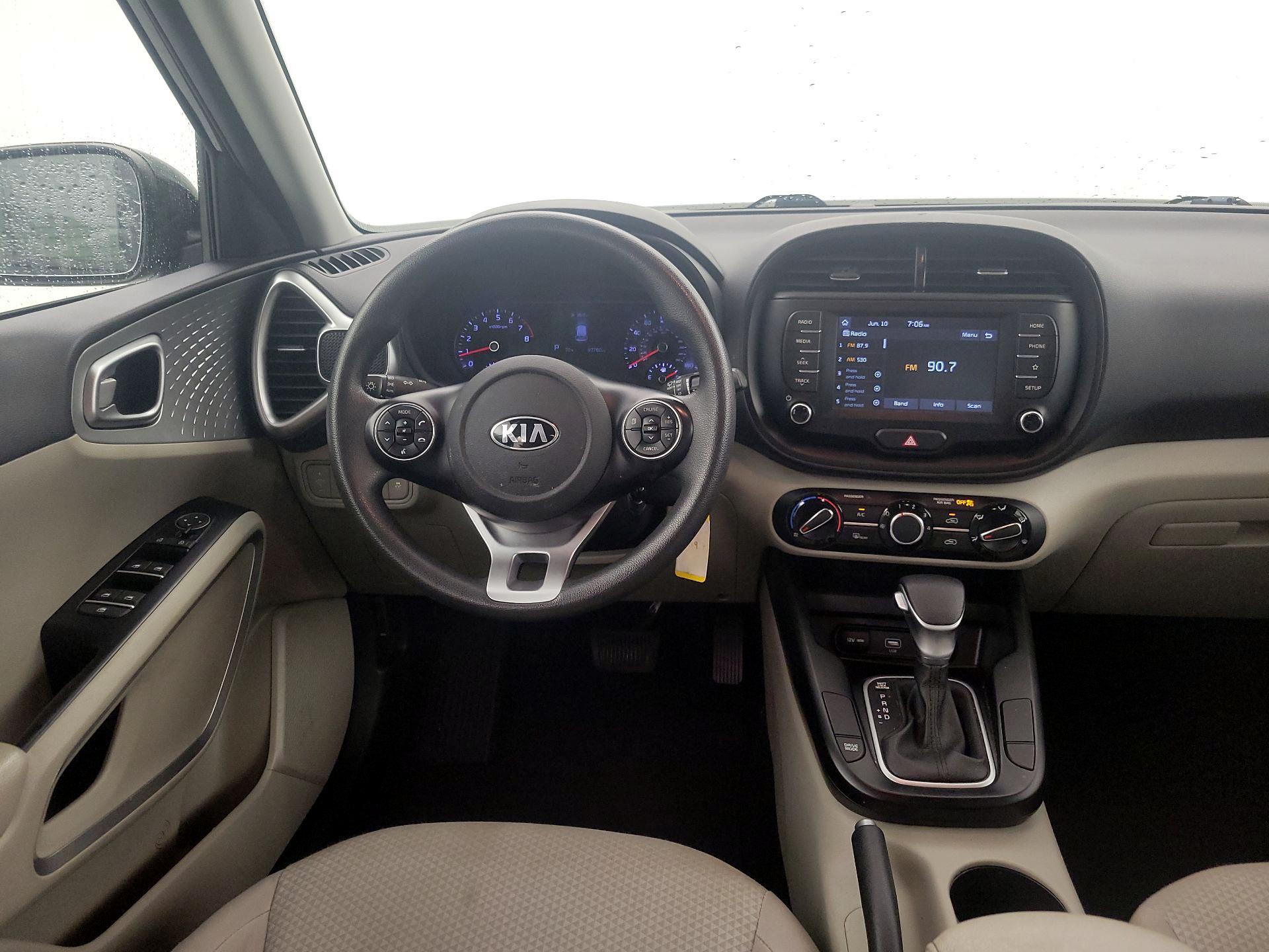 Thumbnail: 2020 Kia Soul - 10