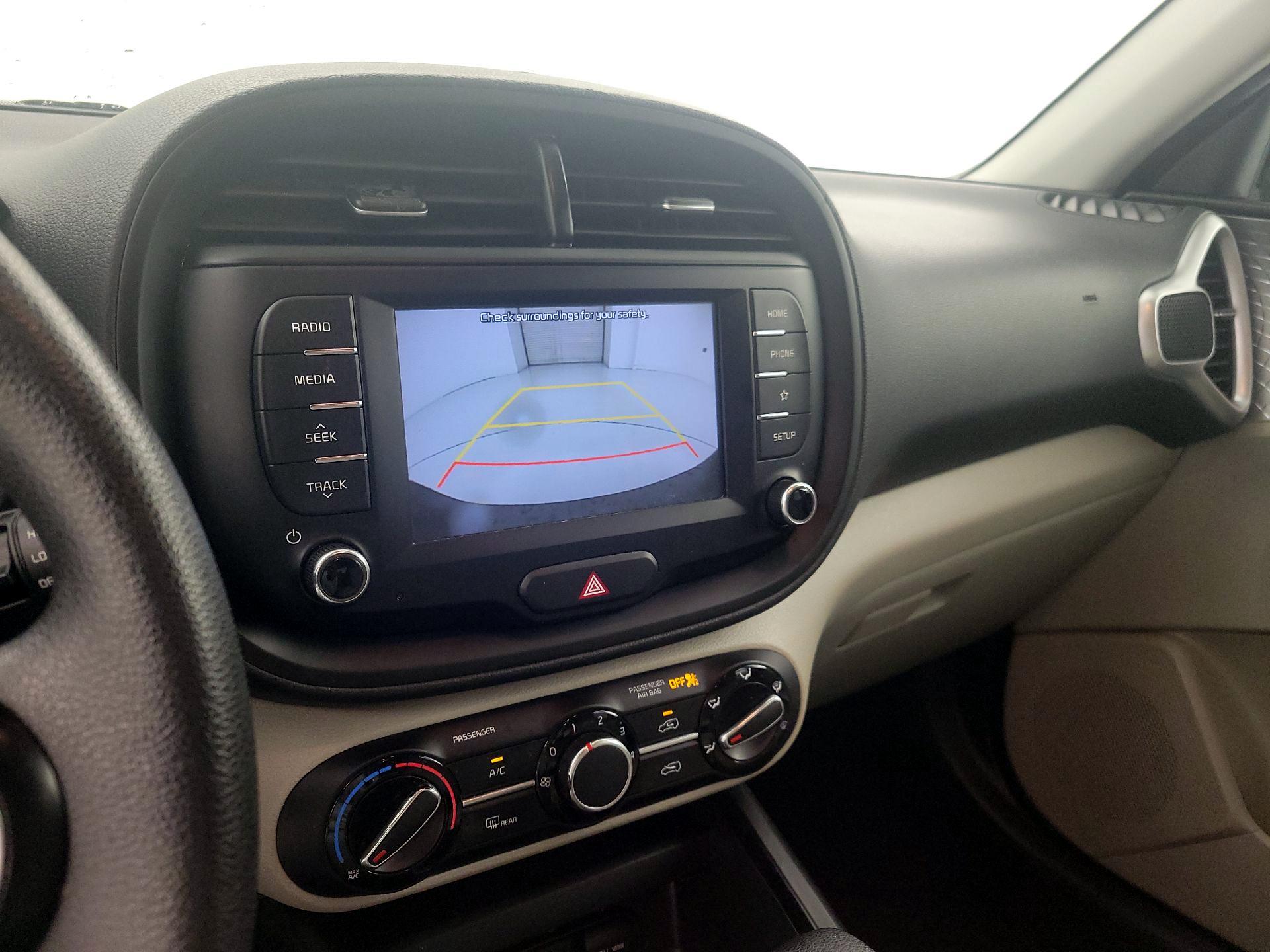 Thumbnail: 2020 Kia Soul - 14