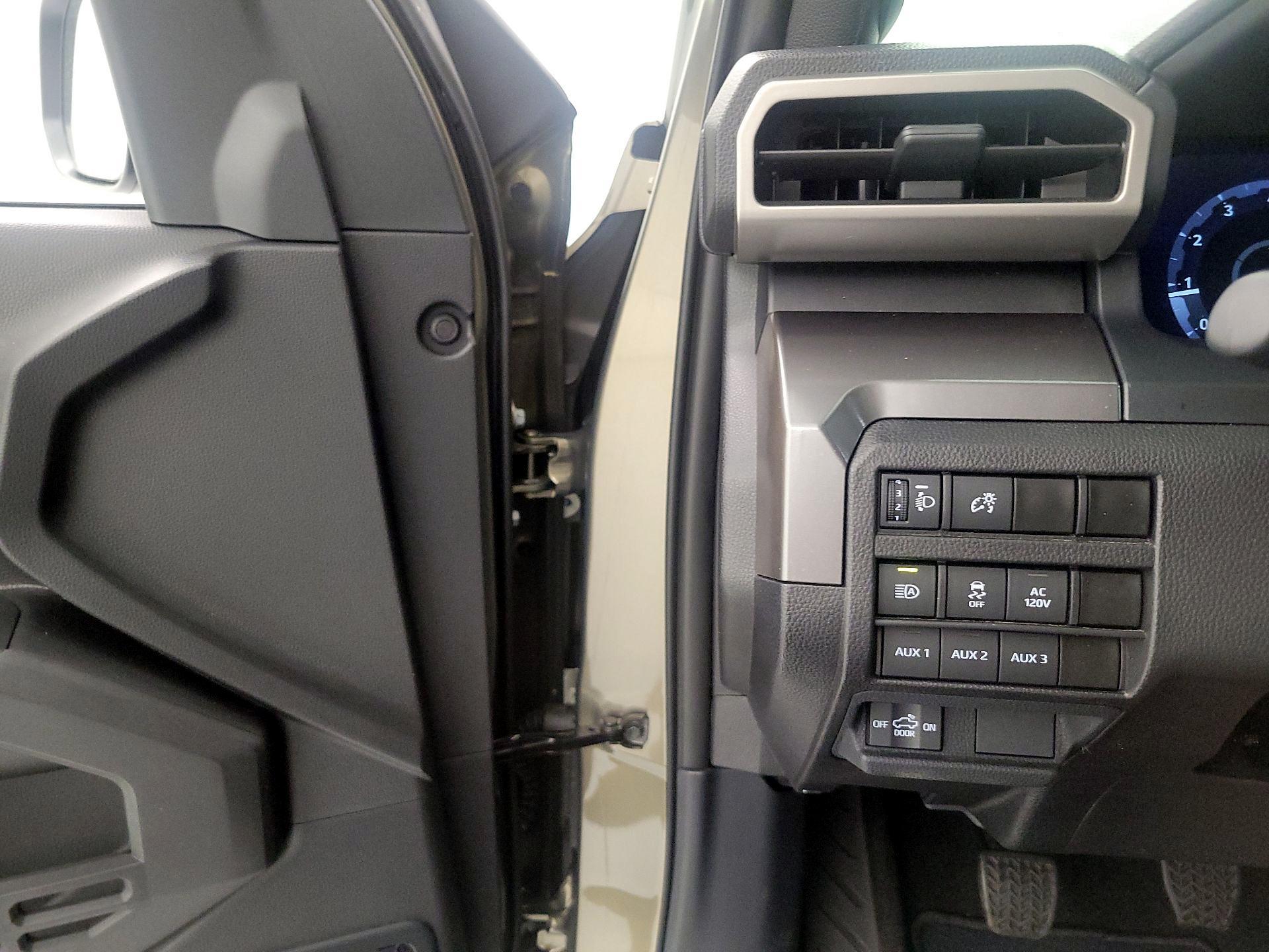 Thumbnail: 2024 Toyota Tacoma - 13