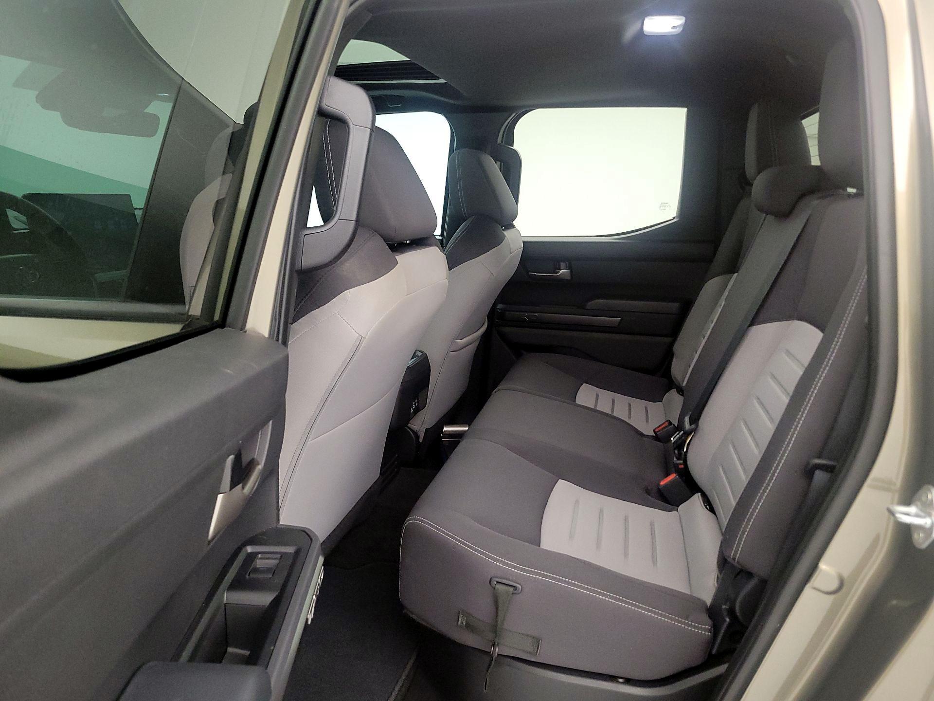 Thumbnail: 2024 Toyota Tacoma - 20