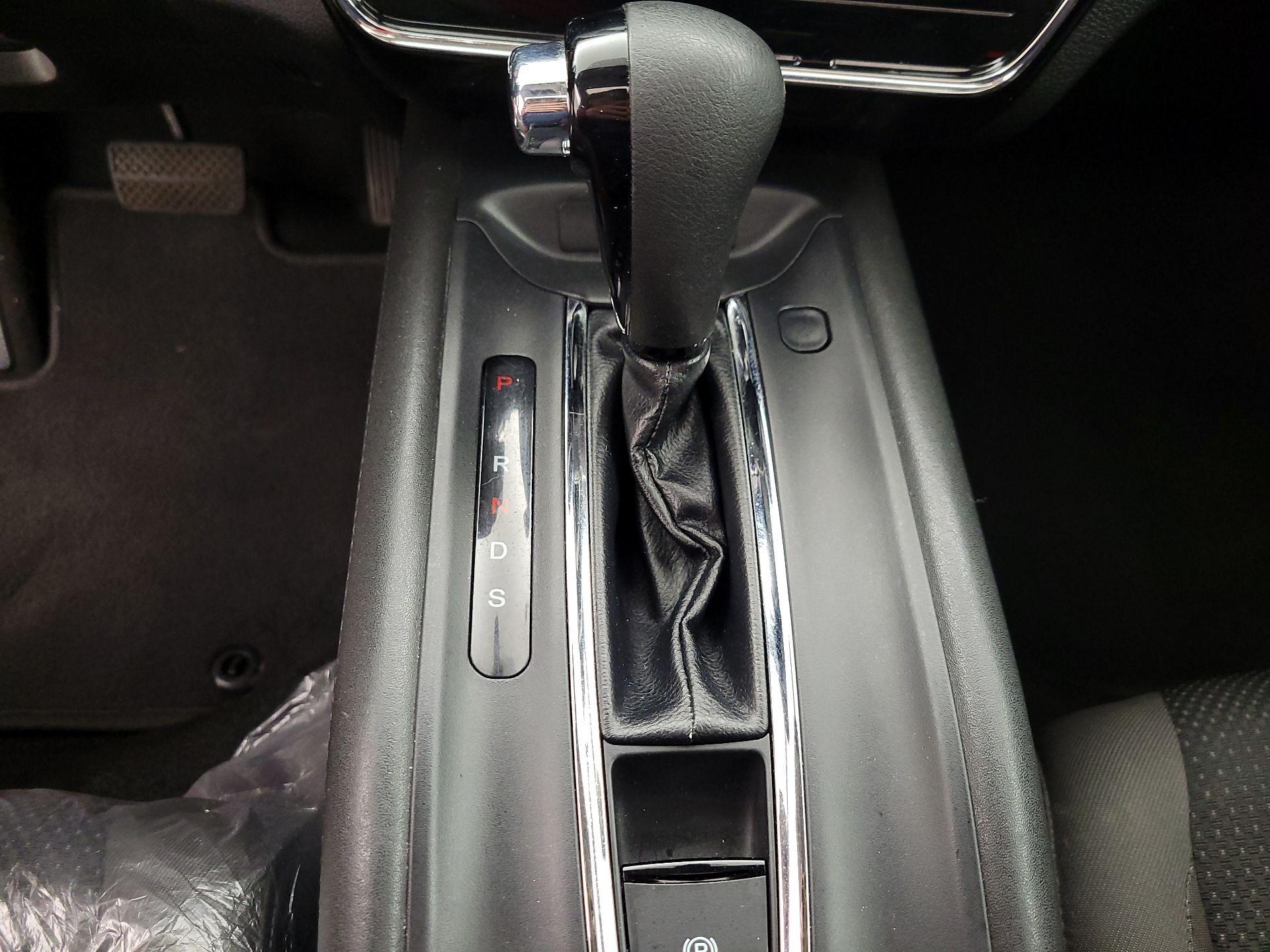 Thumbnail: 2020 Honda HR-V - 17